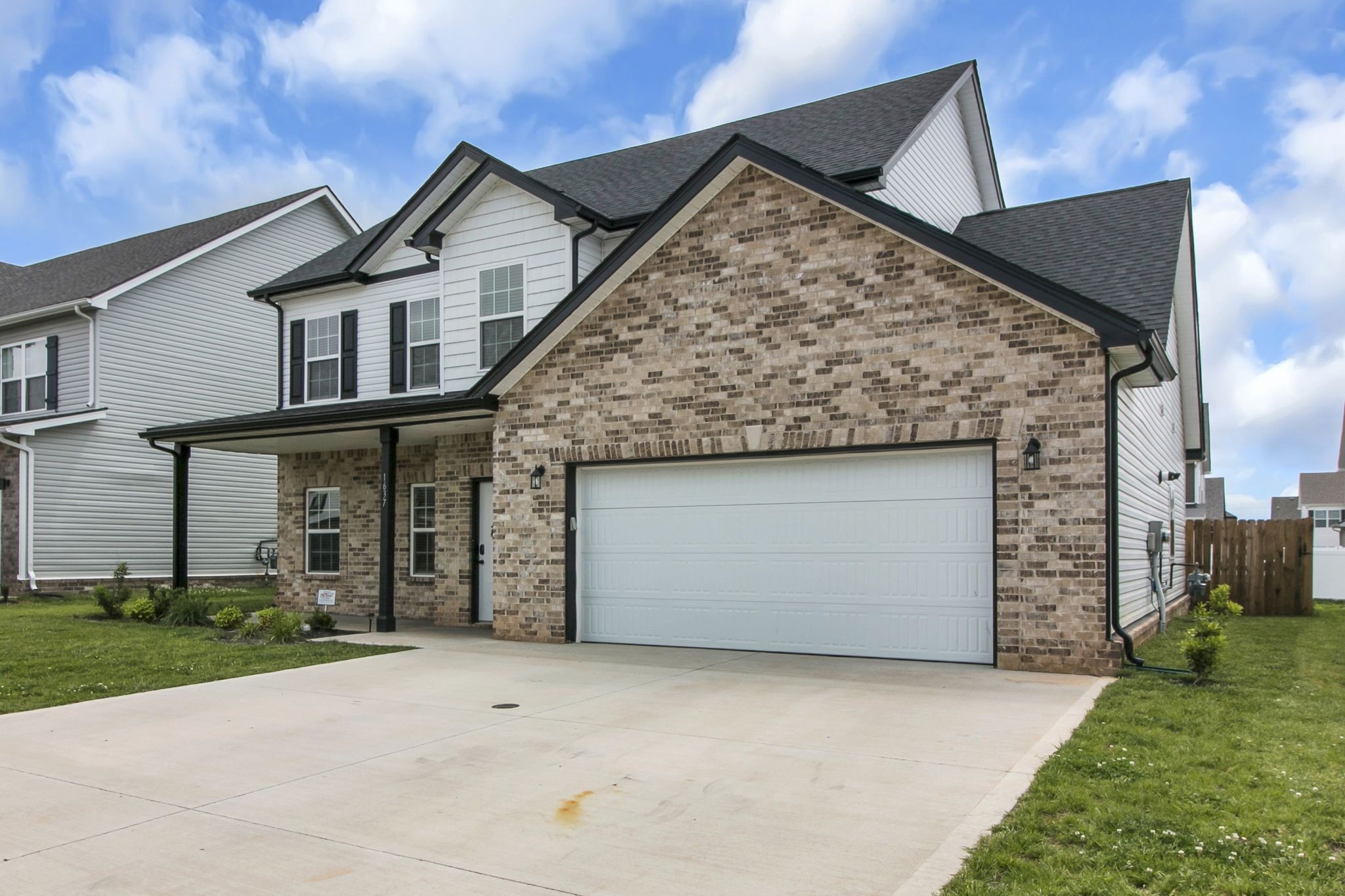 1637 Kestrel Dr
