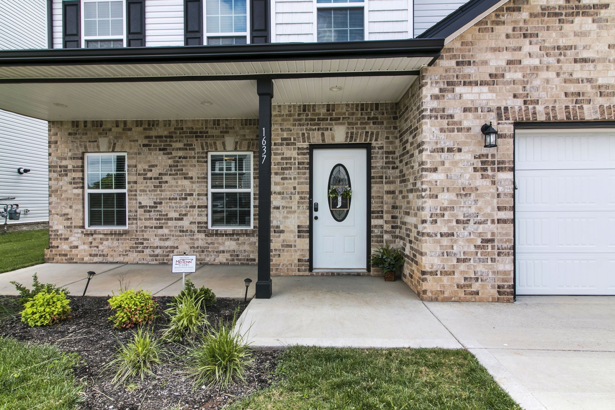 1637 Kestrel Dr