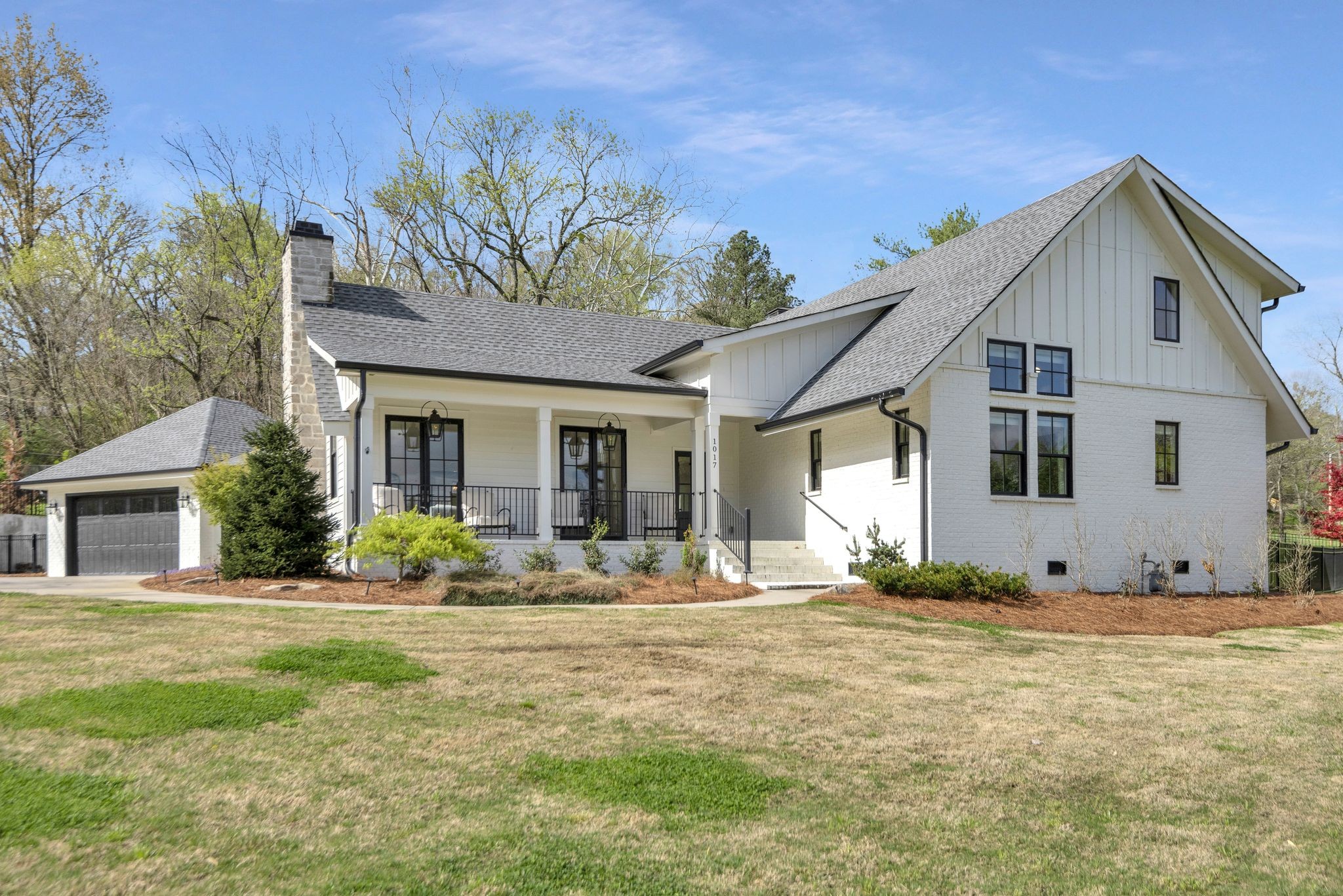 1017 Gracelawn Dr