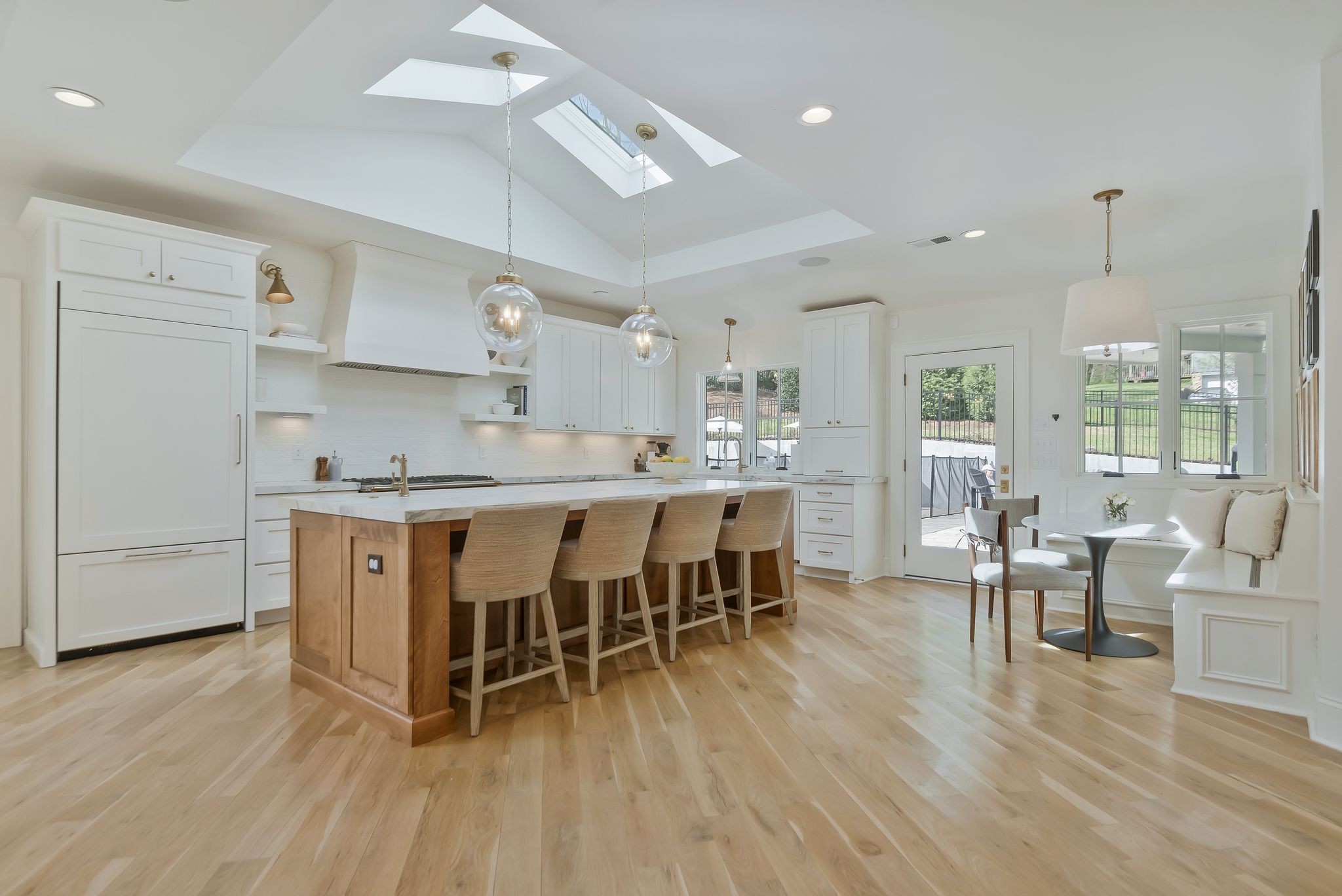 1017 Gracelawn Dr