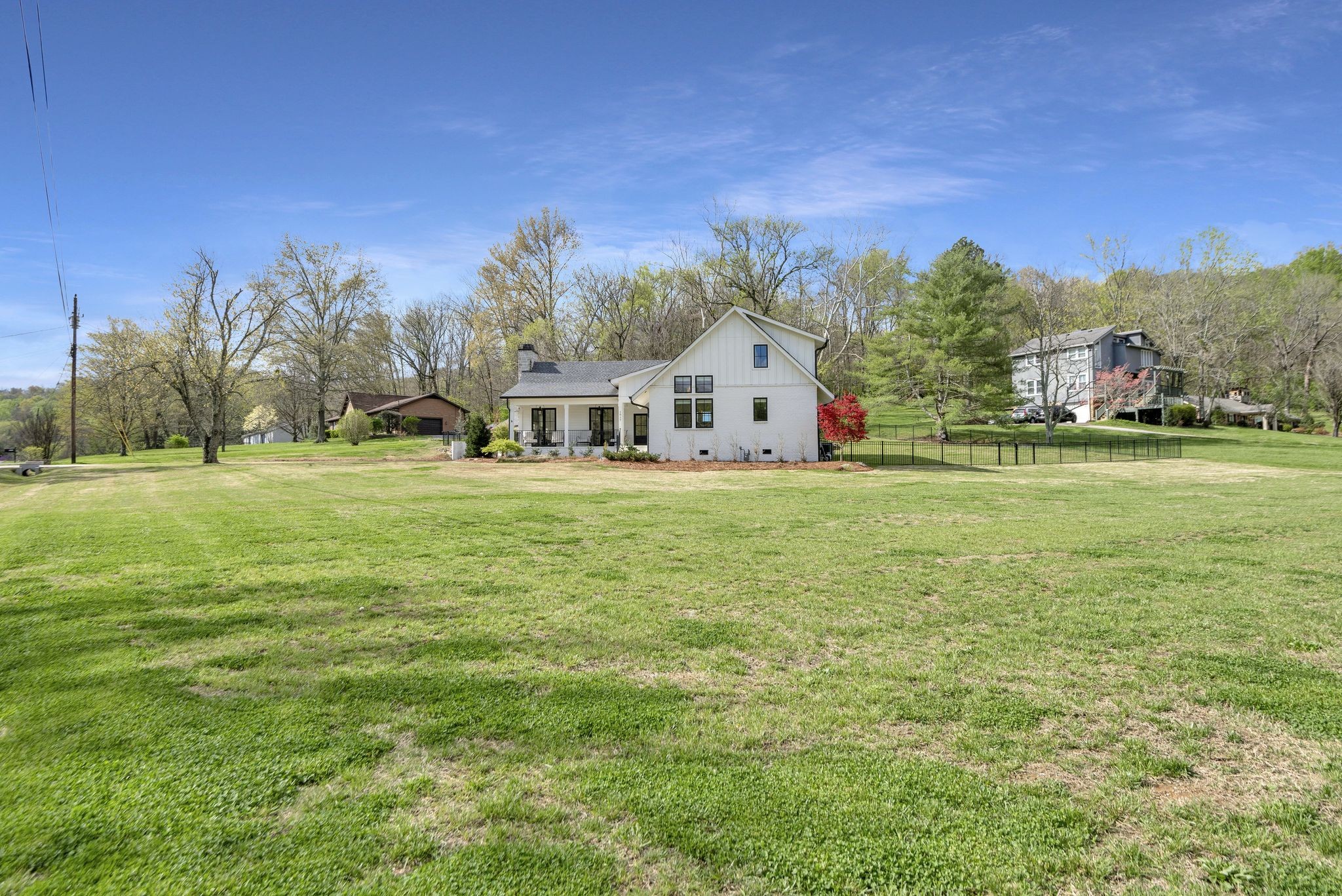 1017 Gracelawn Dr