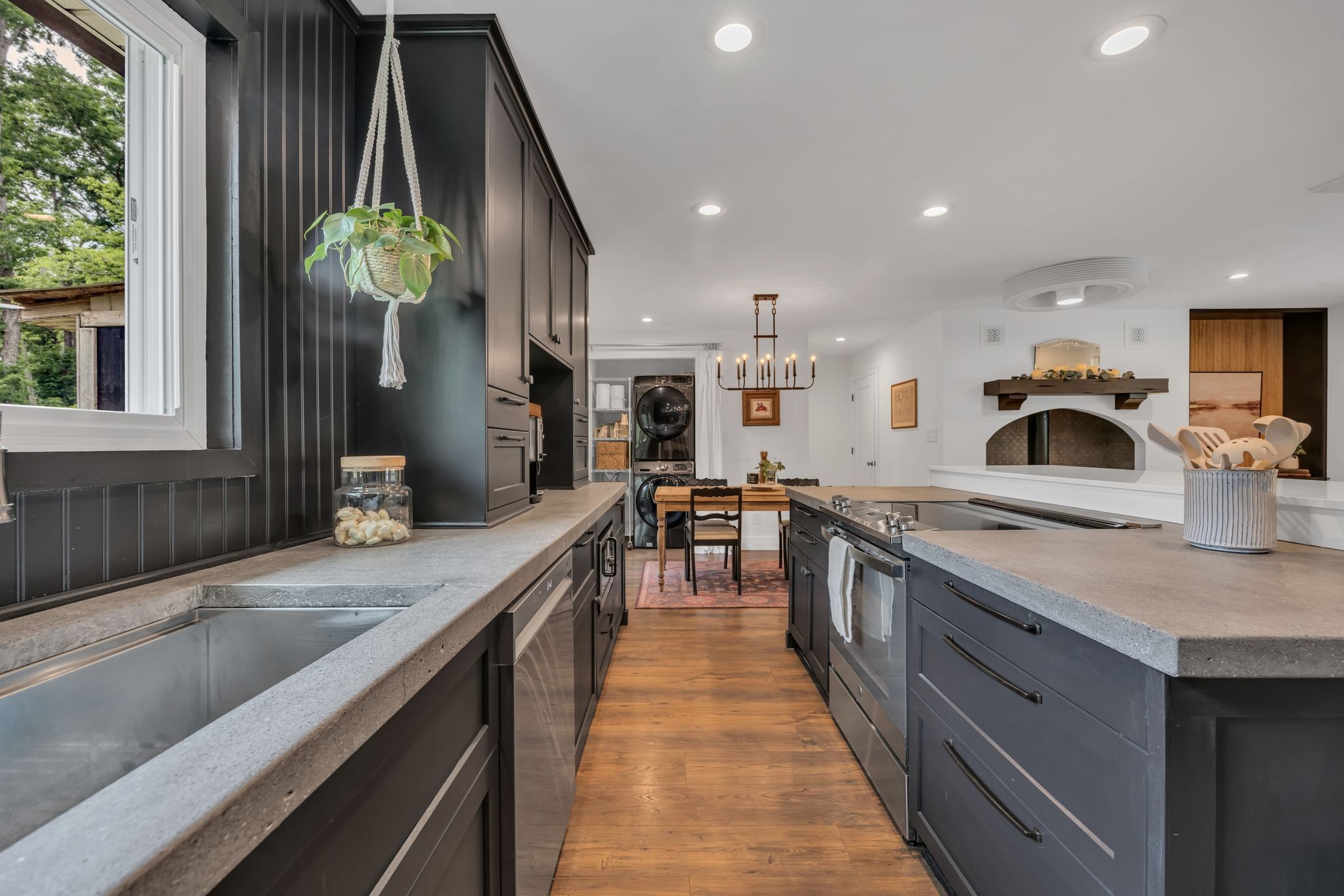 1314 Snyder Loop