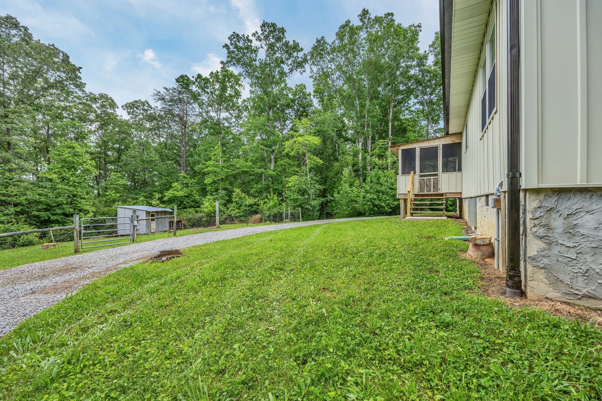 1314 Snyder Loop