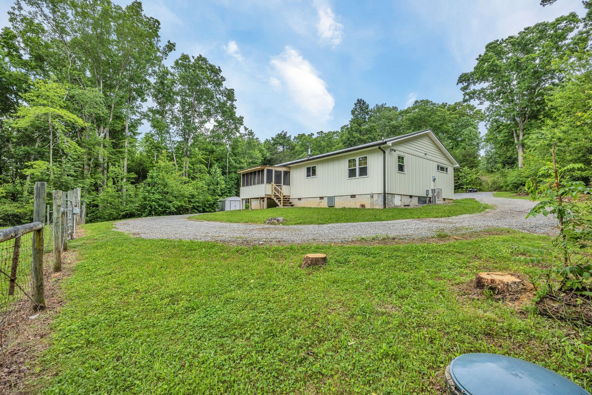 1314 Snyder Loop