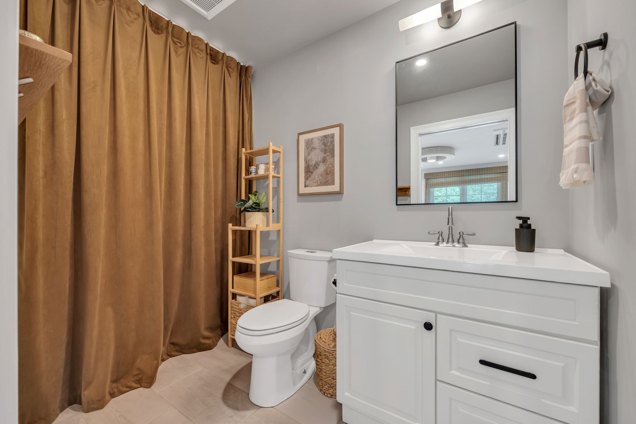 1314 Snyder Loop