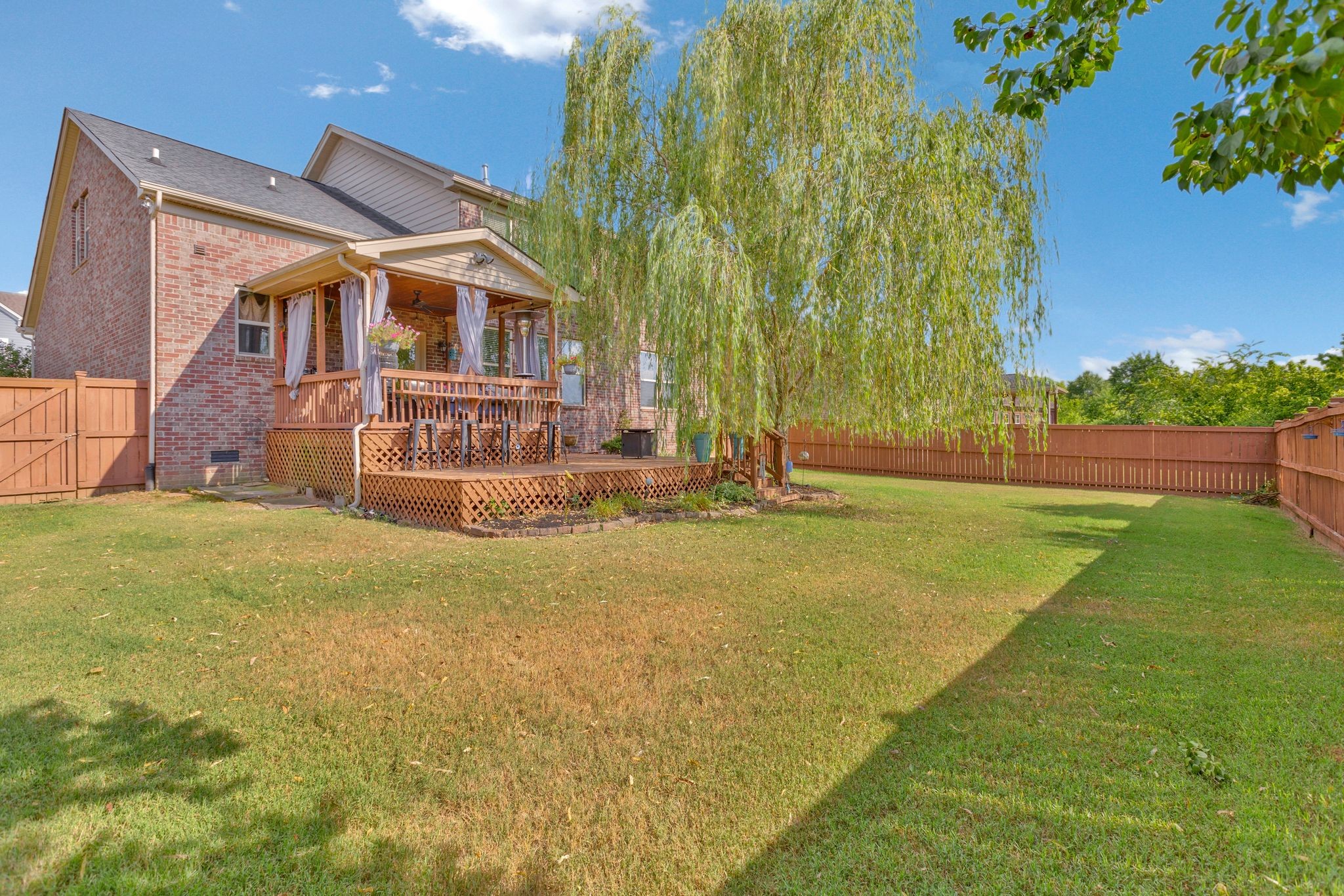 8653 Burkitt Place Dr