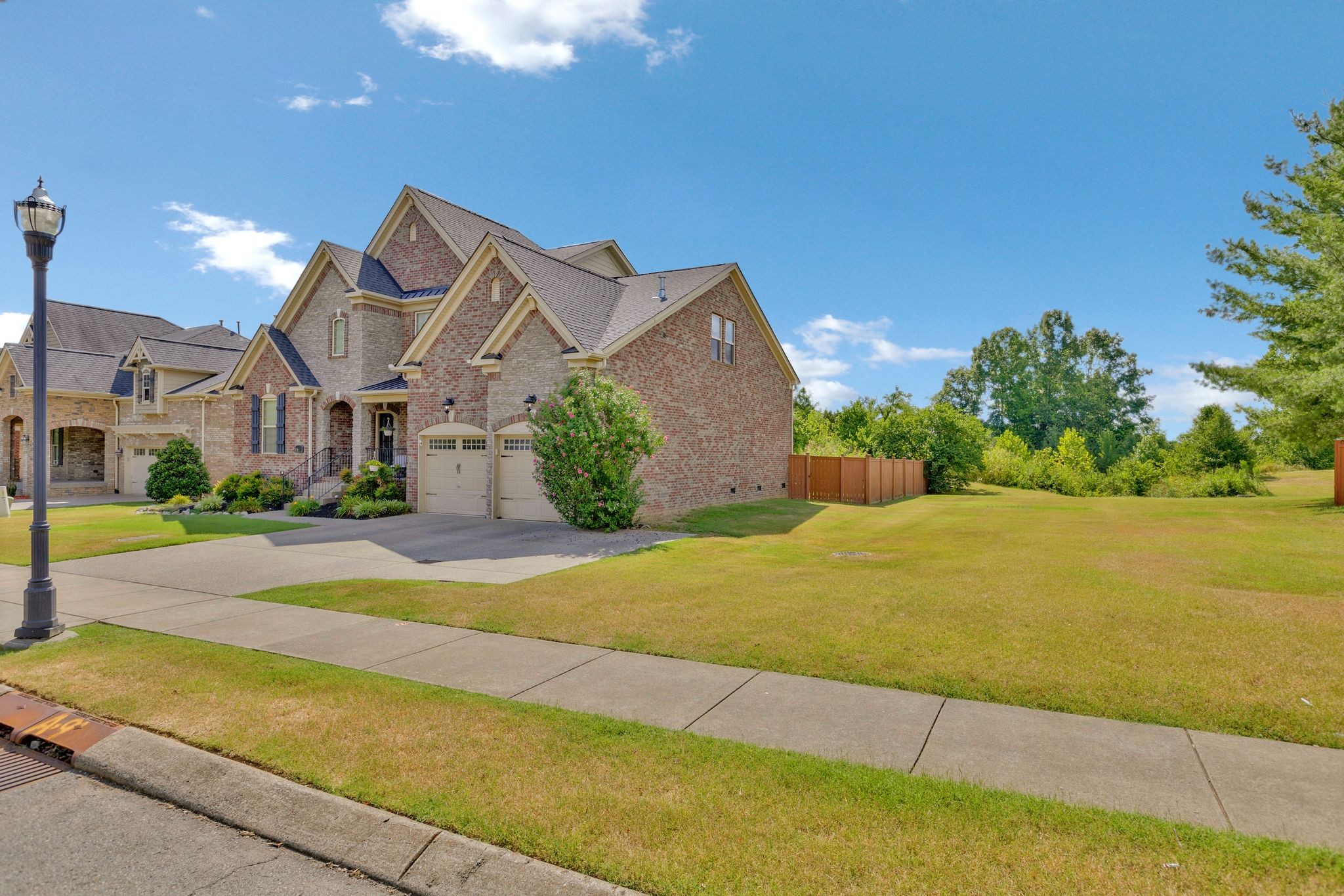 8653 Burkitt Place Dr