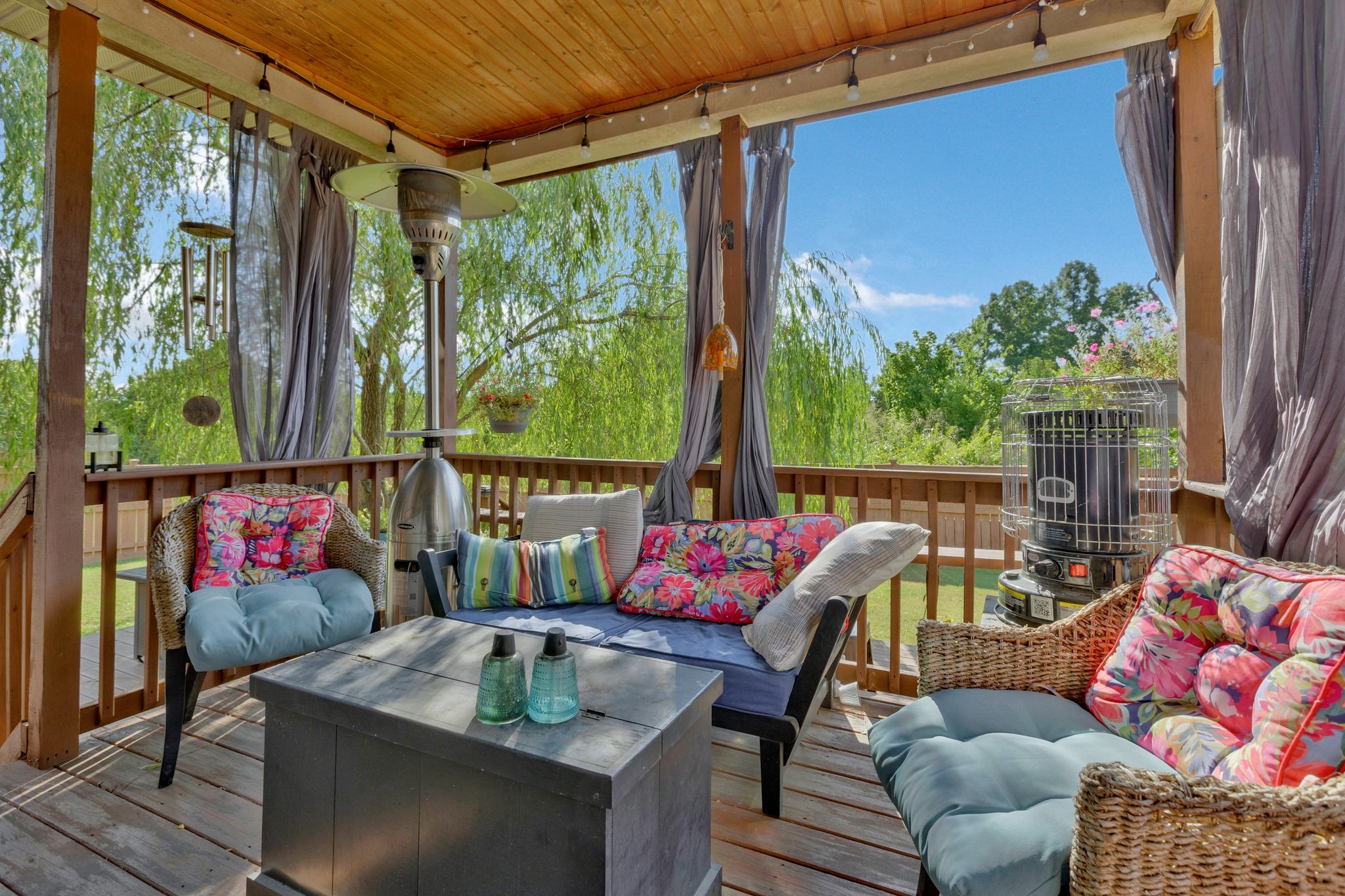 8653 Burkitt Place Dr