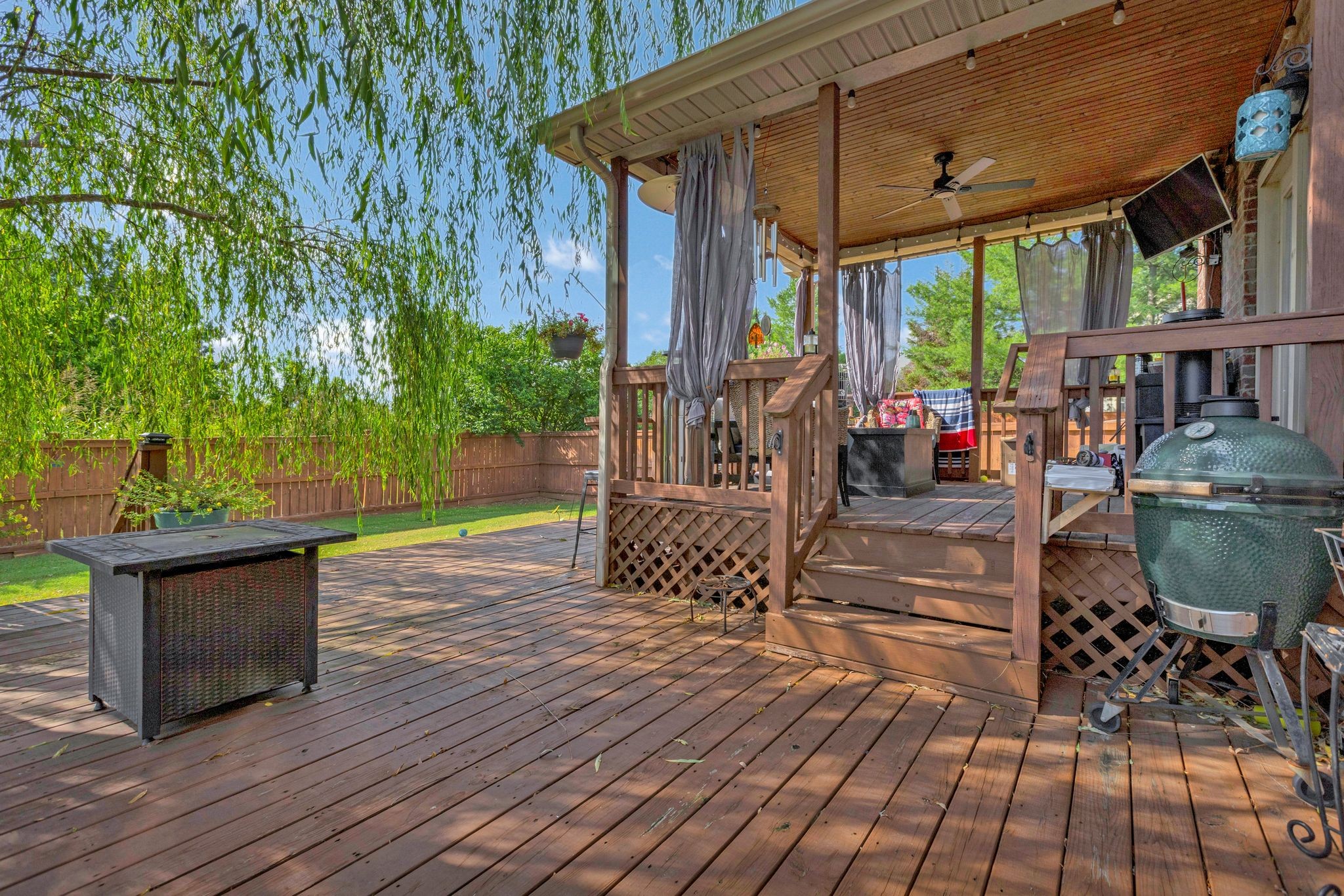 8653 Burkitt Place Dr