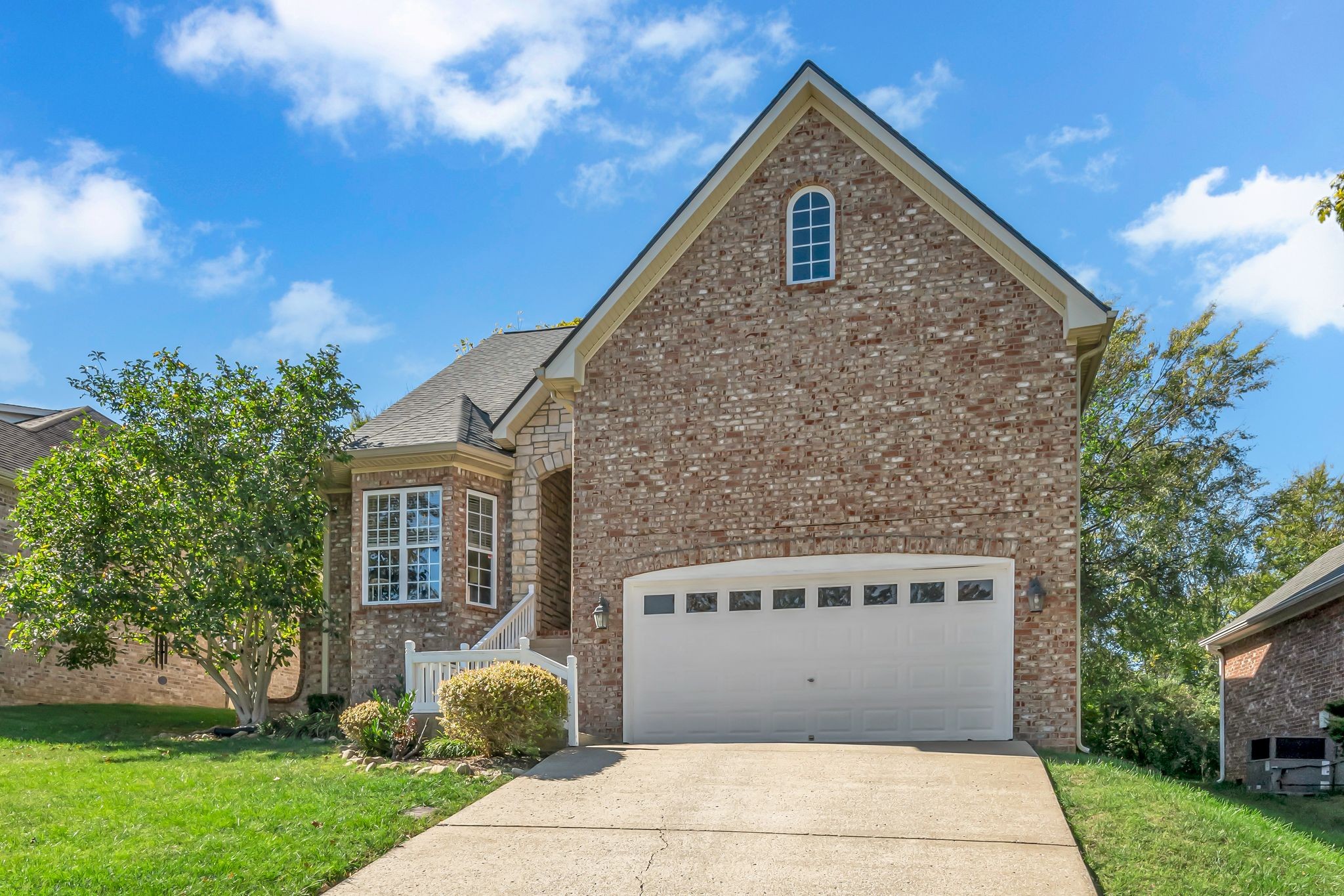 6537 Westfall Dr