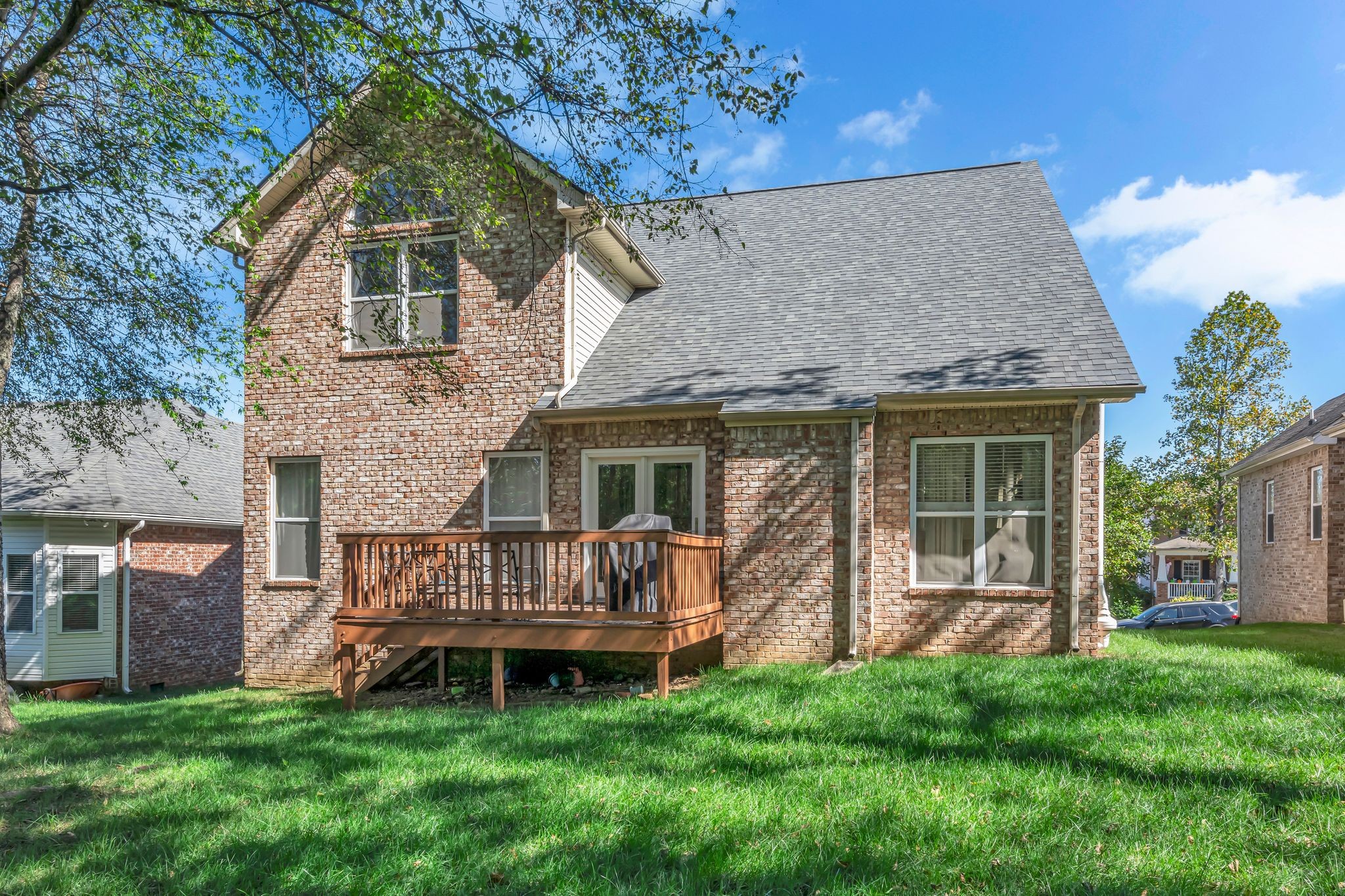 6537 Westfall Dr