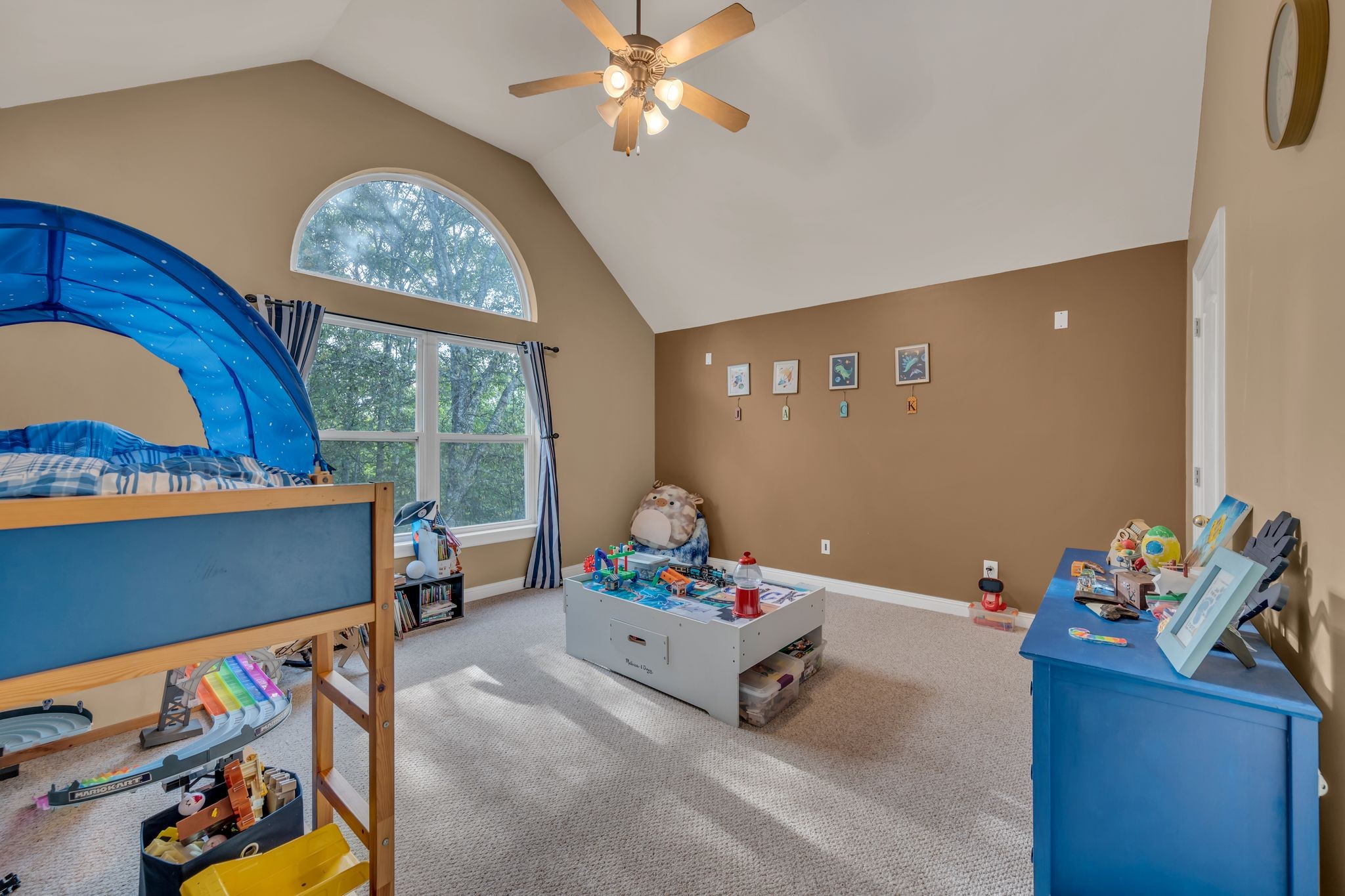 6537 Westfall Dr