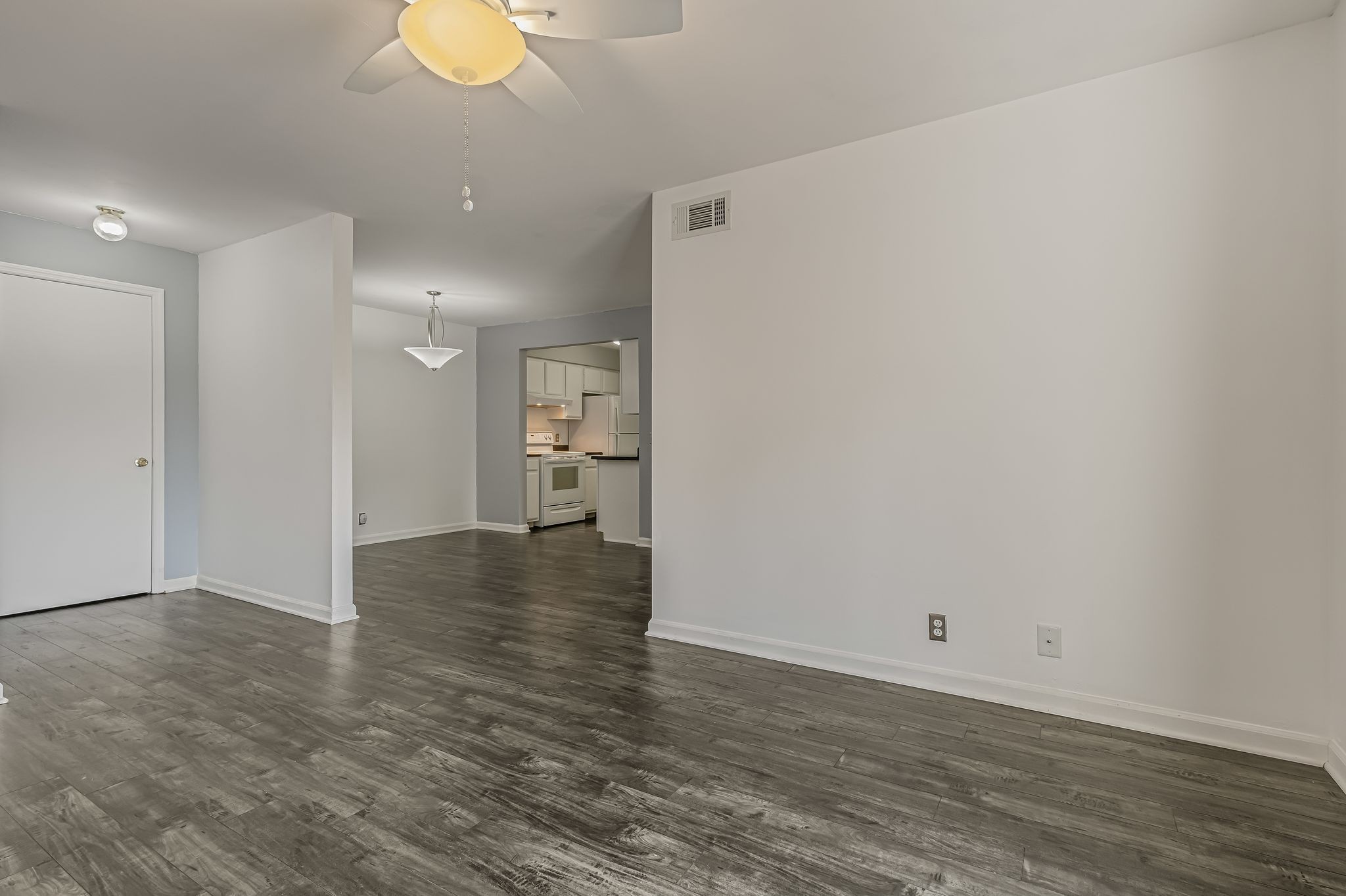 124 Brooke Castle Dr