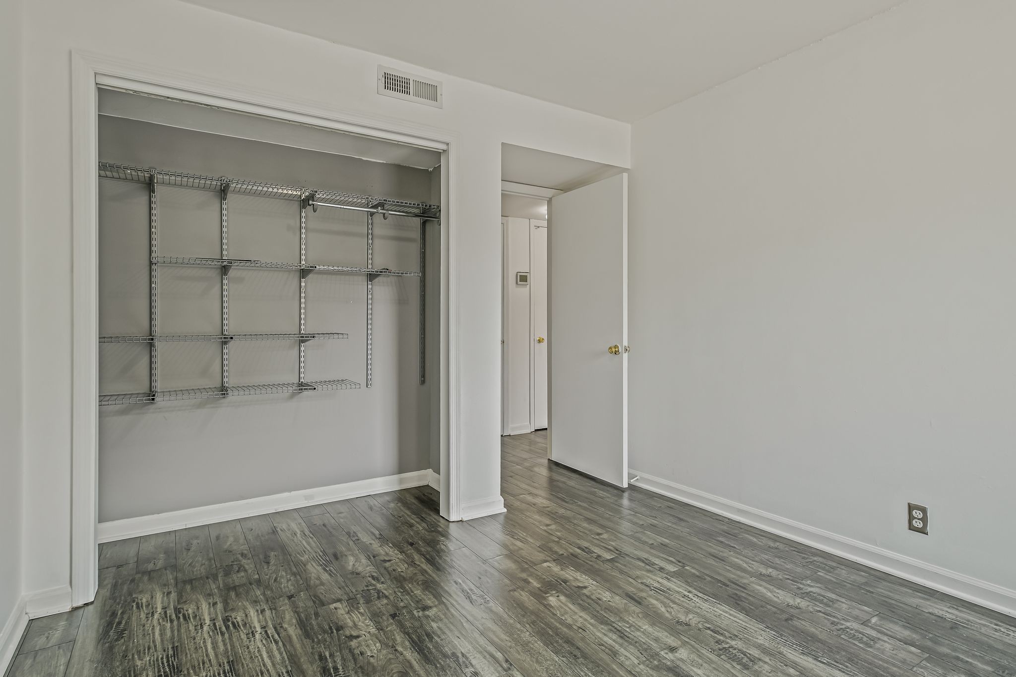 124 Brooke Castle Dr