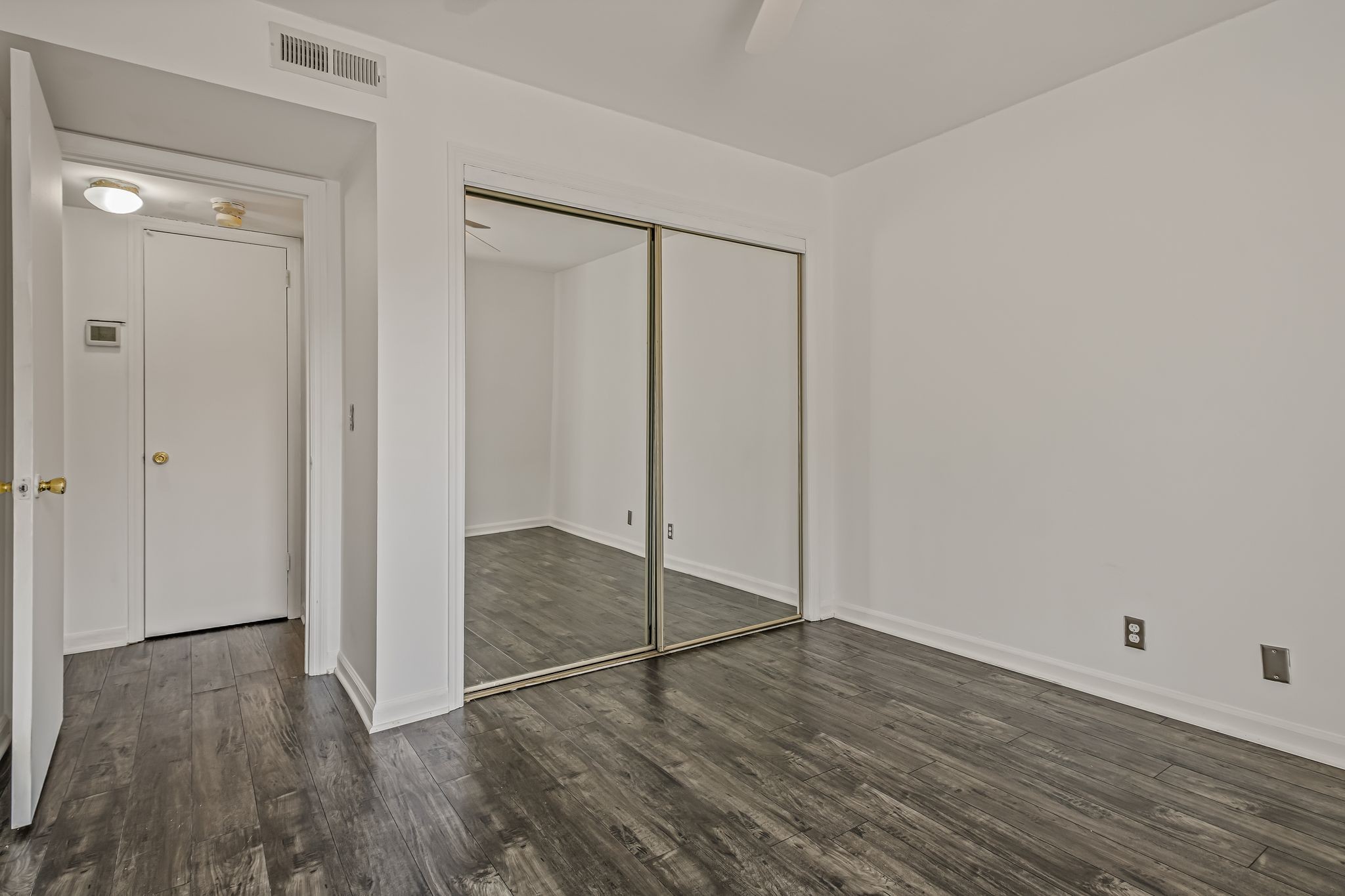 124 Brooke Castle Dr