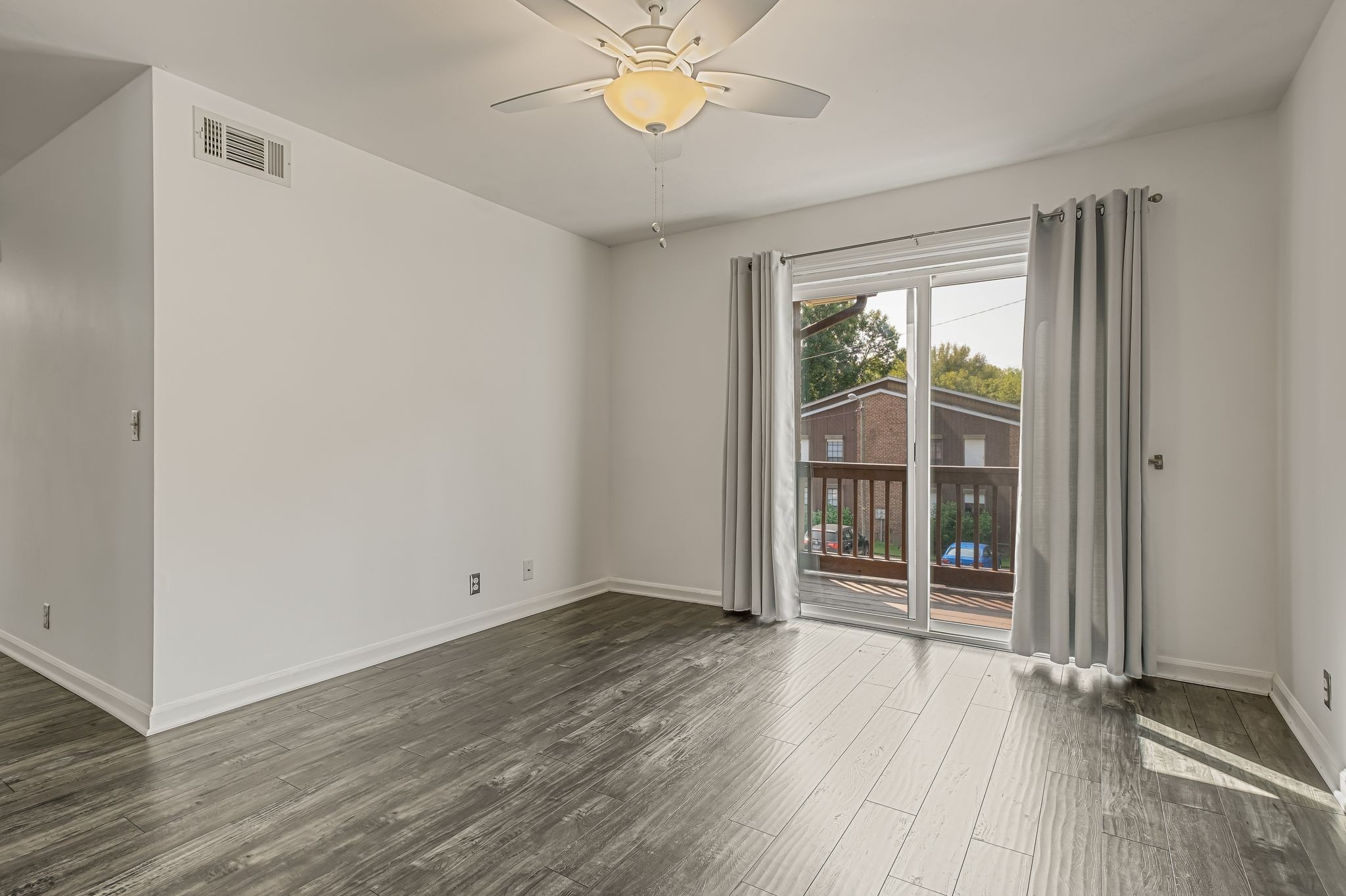 124 Brooke Castle Dr