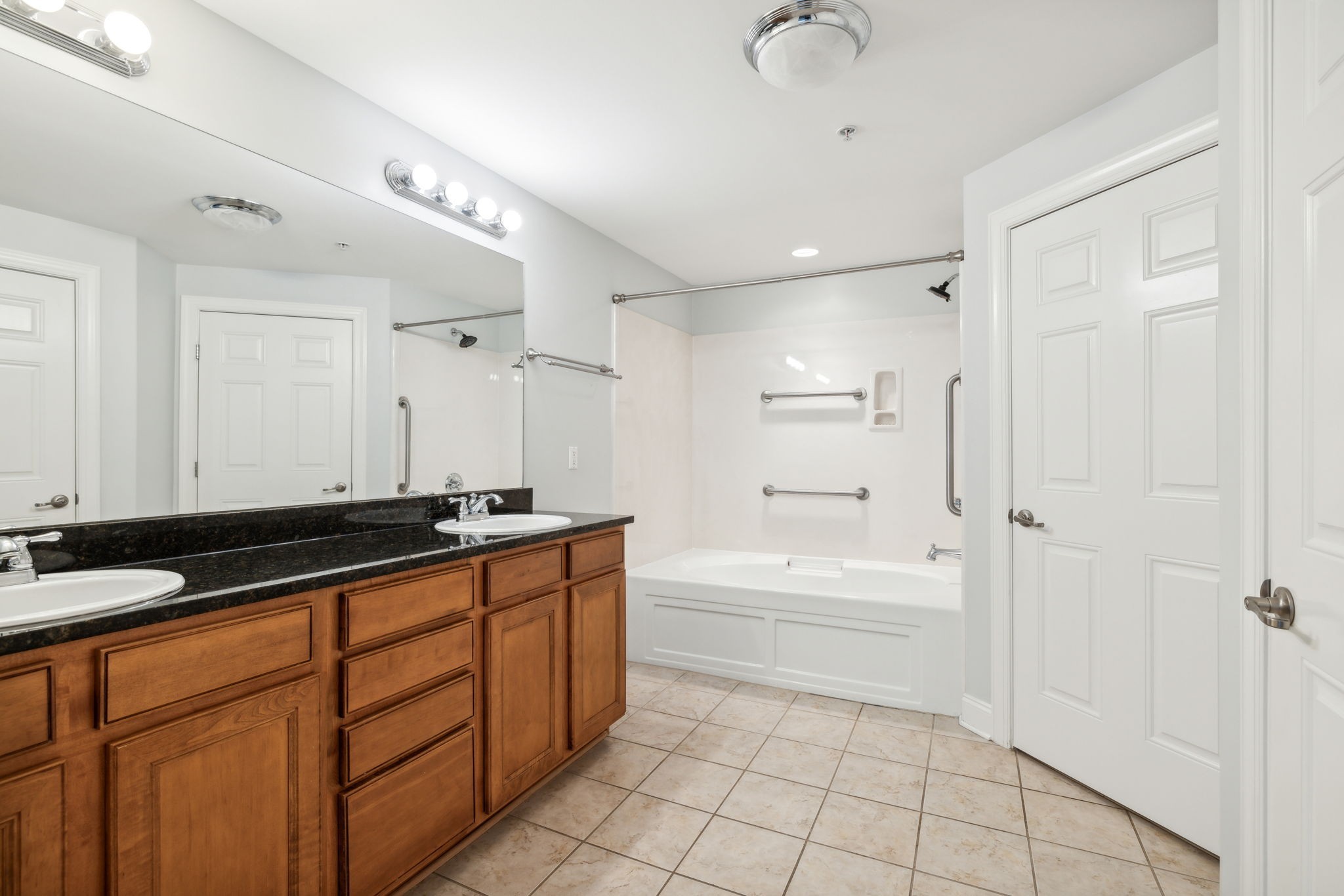 3201 Aspen Grove Dr Unit: I2