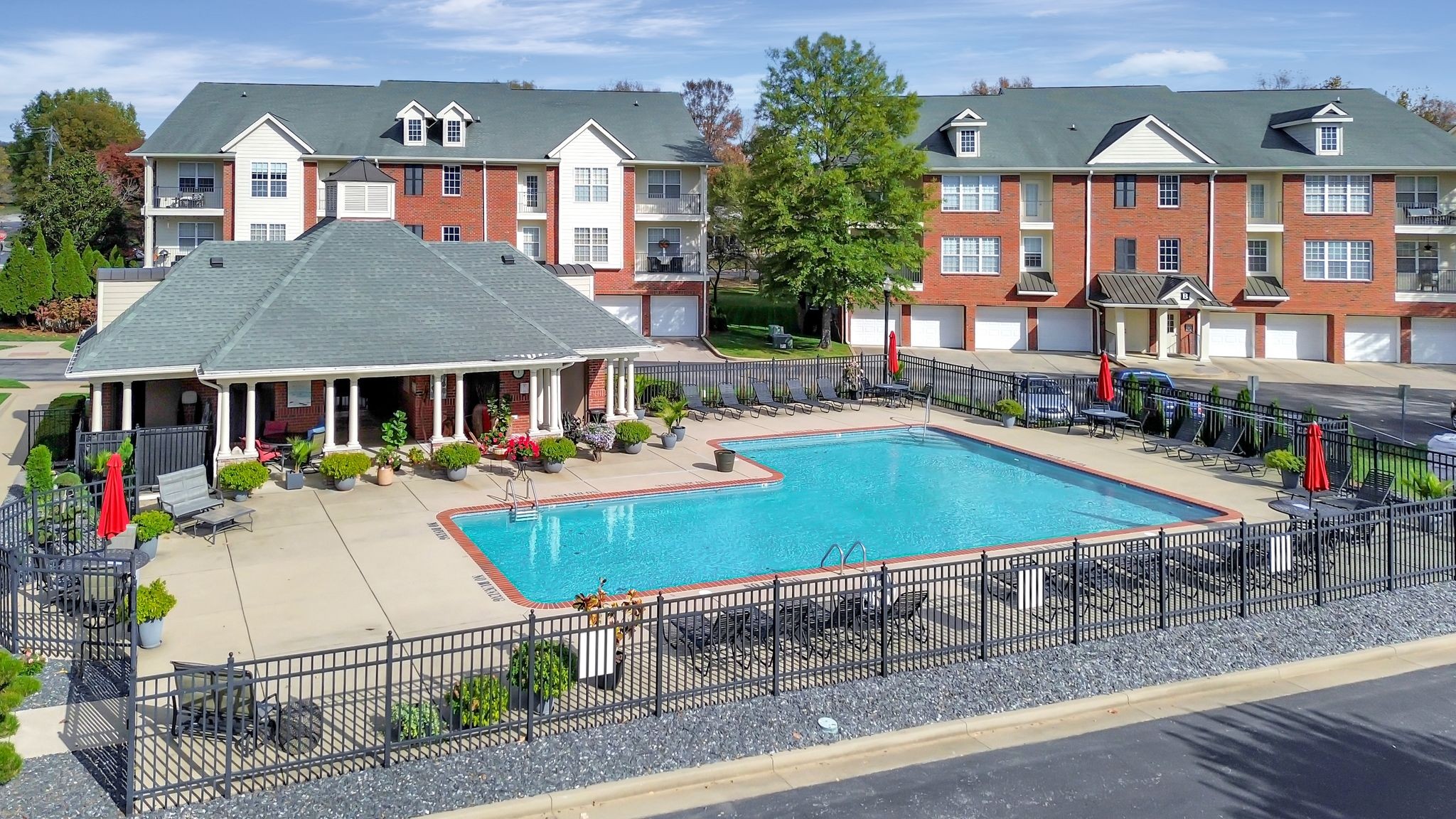3201 Aspen Grove Dr Unit: I2