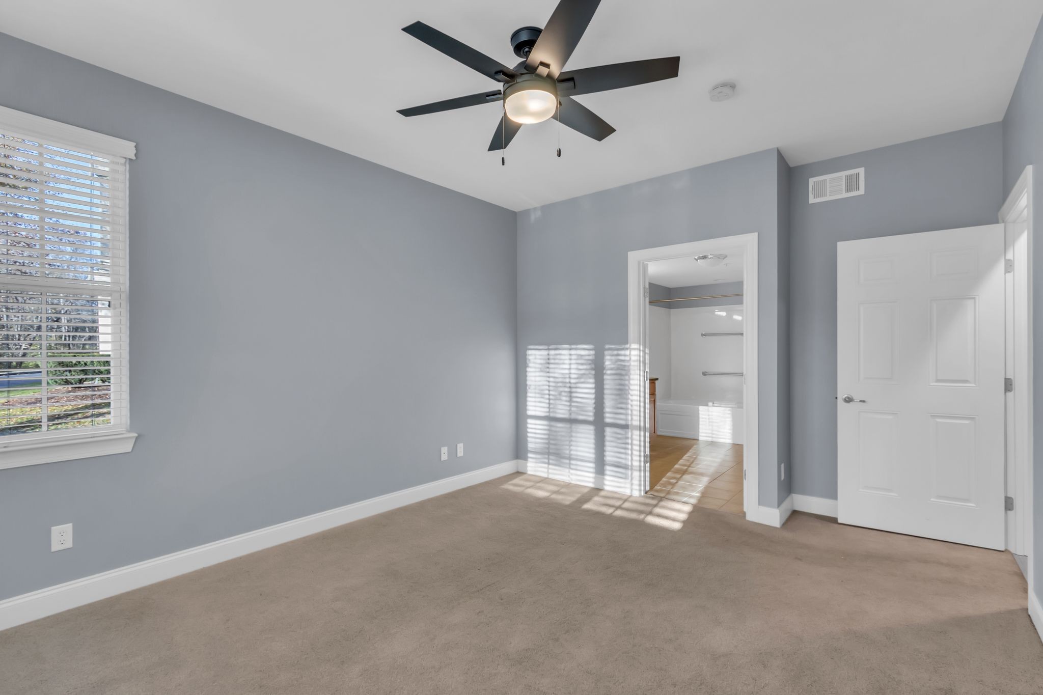 3201 Aspen Grove Dr Unit: I2