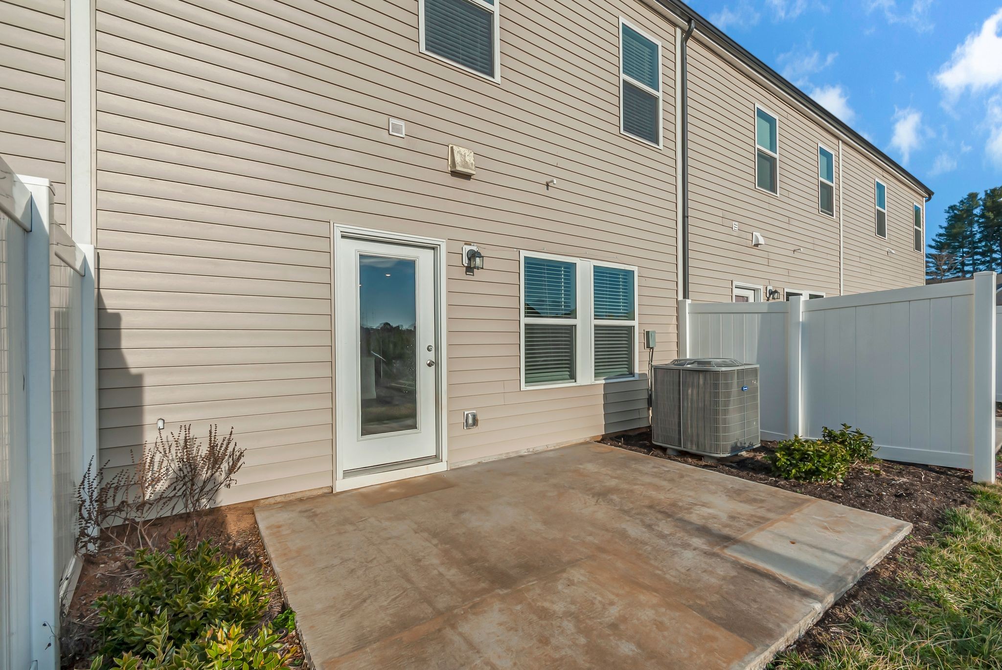 349 Coleman Ct
