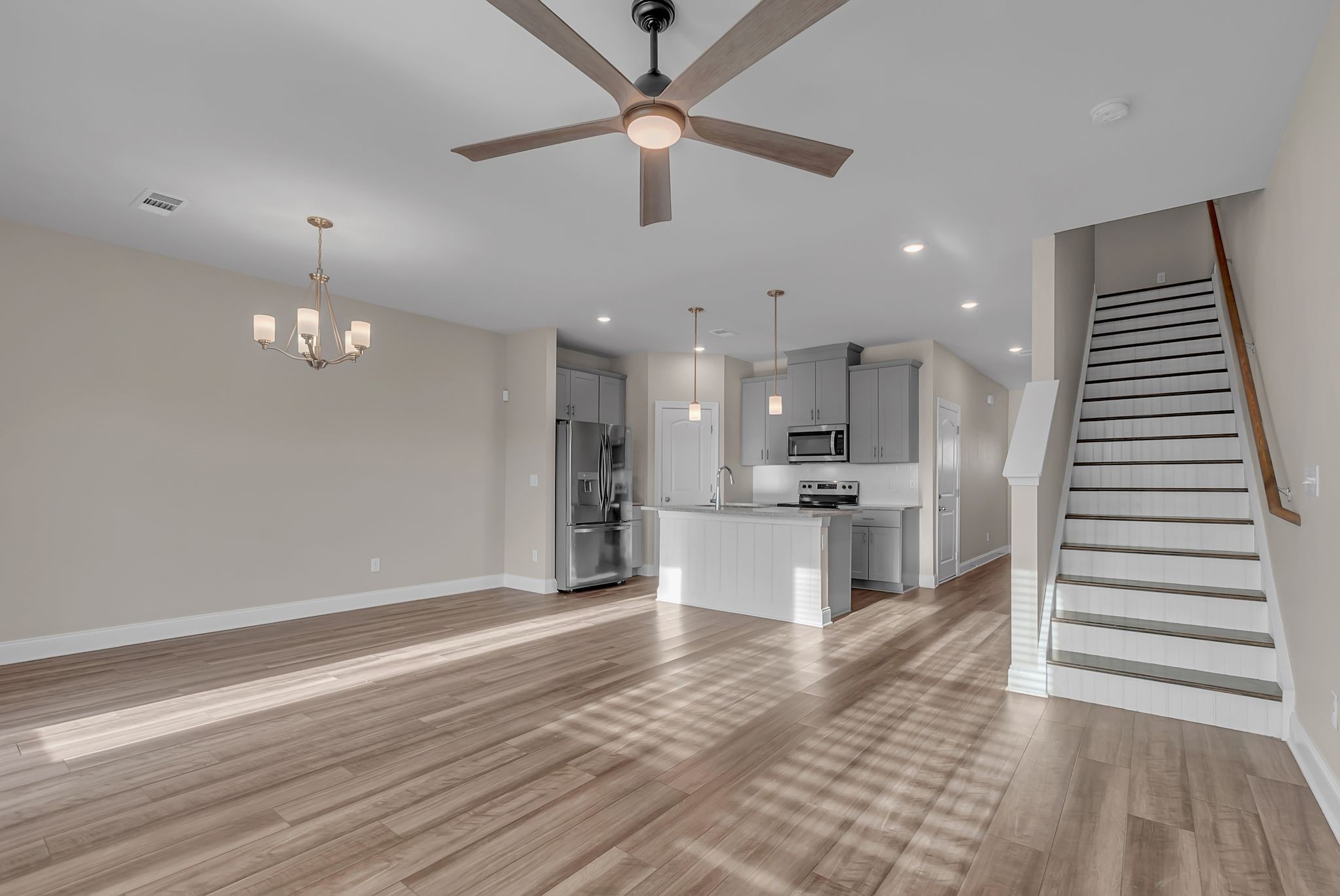 349 Coleman Ct