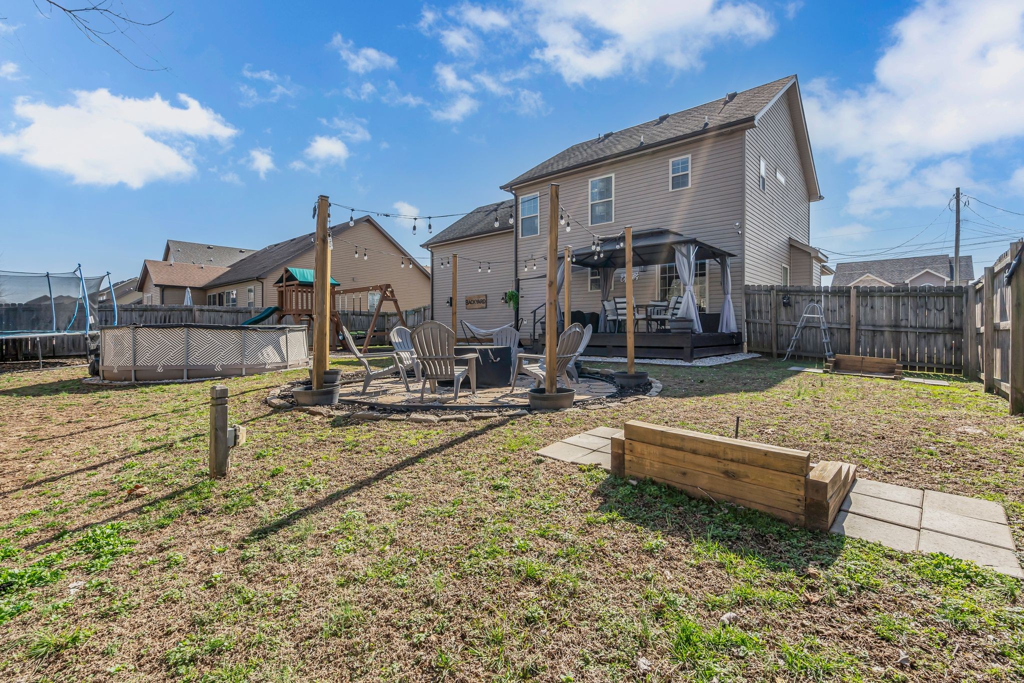 1025 Sunrise Dr