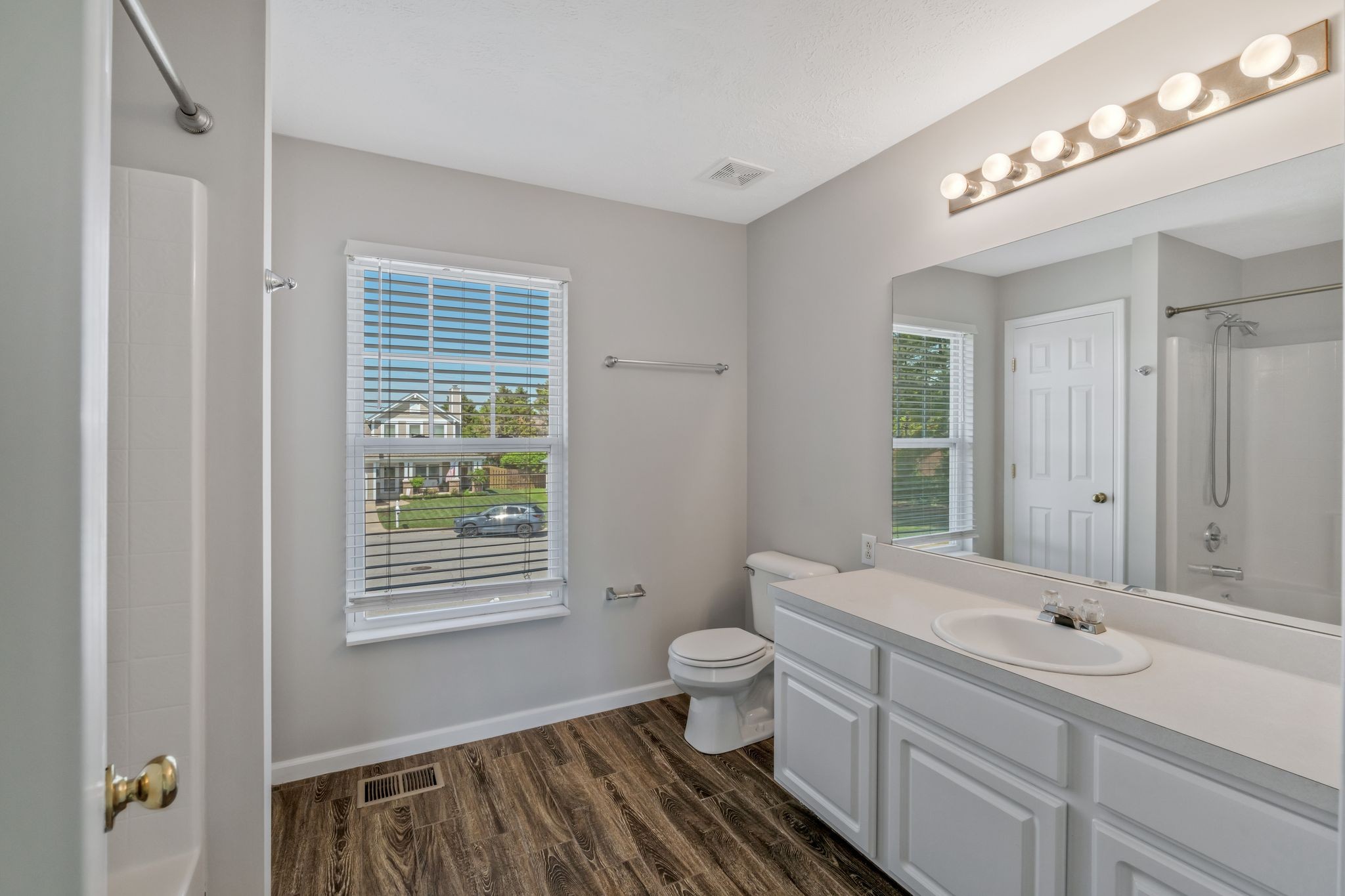 2513 Winter Springs Ct
