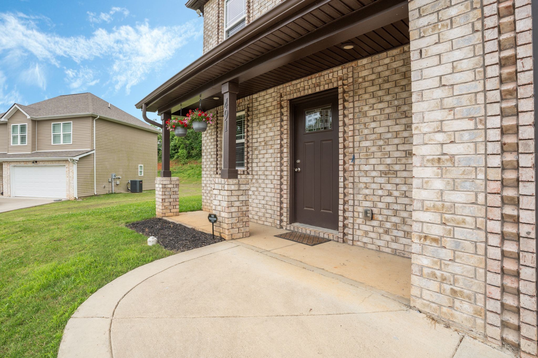 491 Golf Club Ln