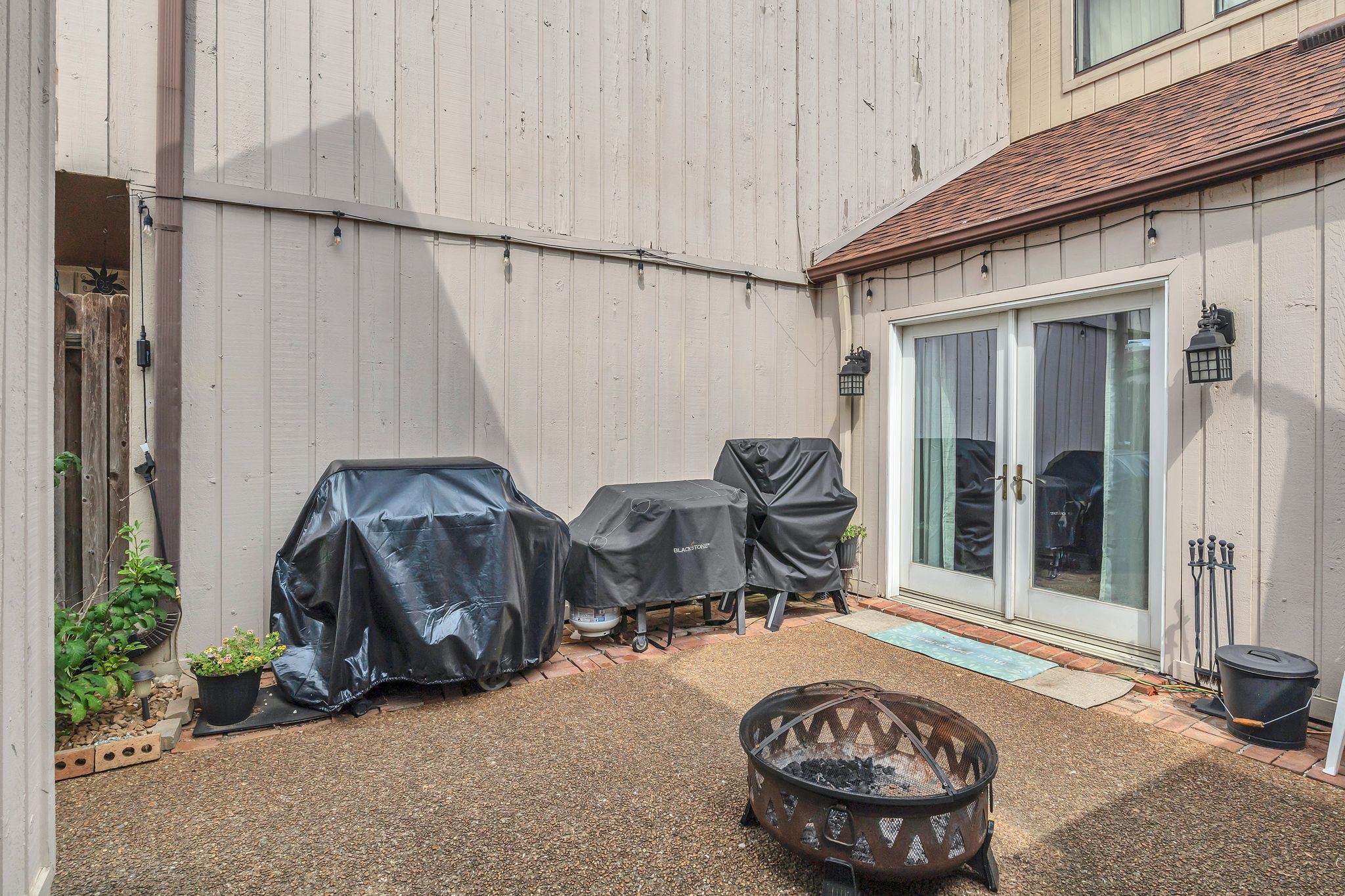 104 Saddle Tree Ct