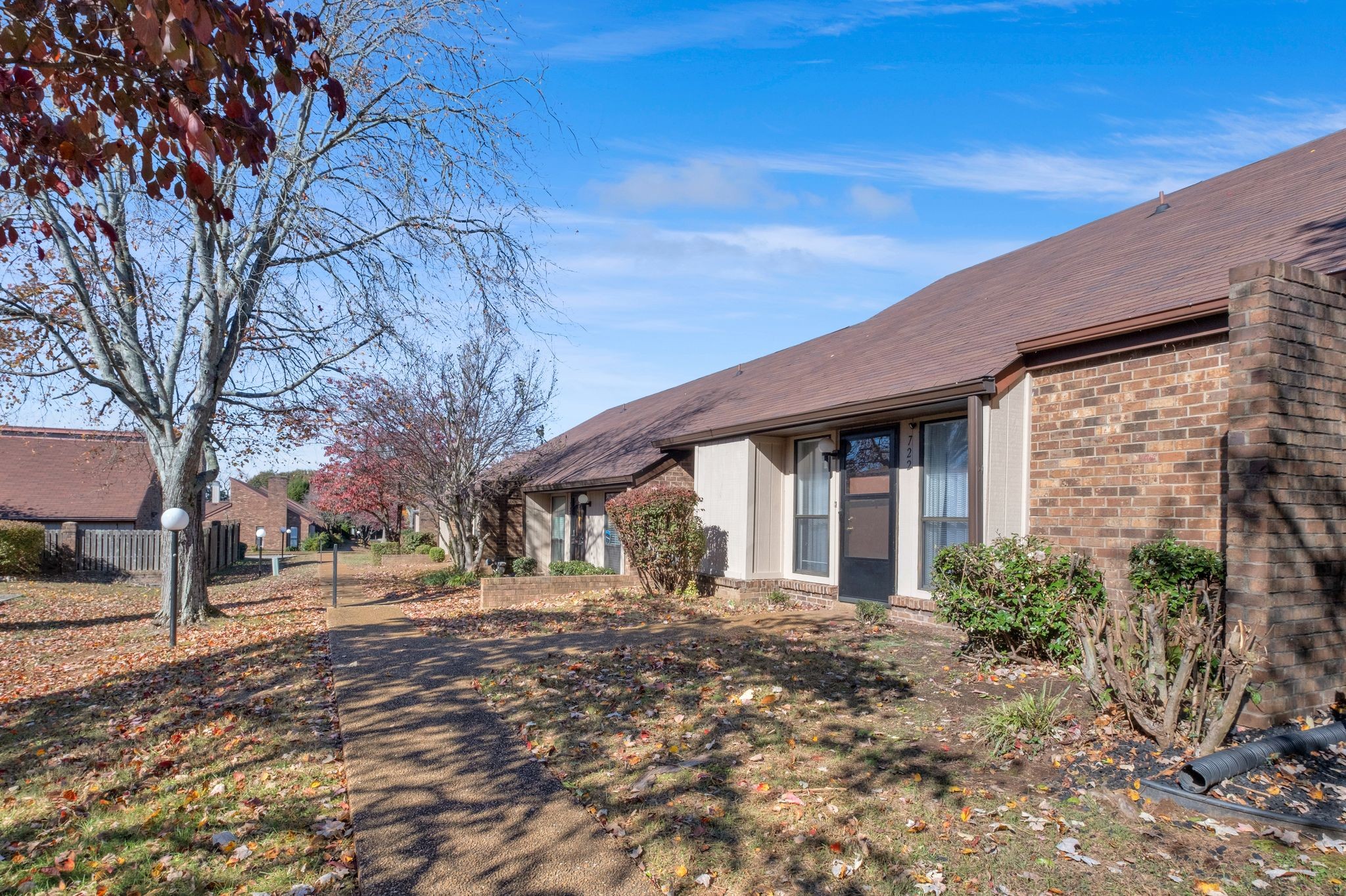 722 Blue Brick Pl