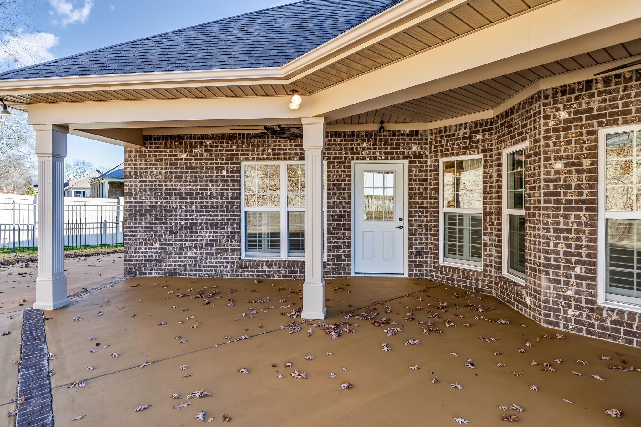 7009 Whisperwood Ave