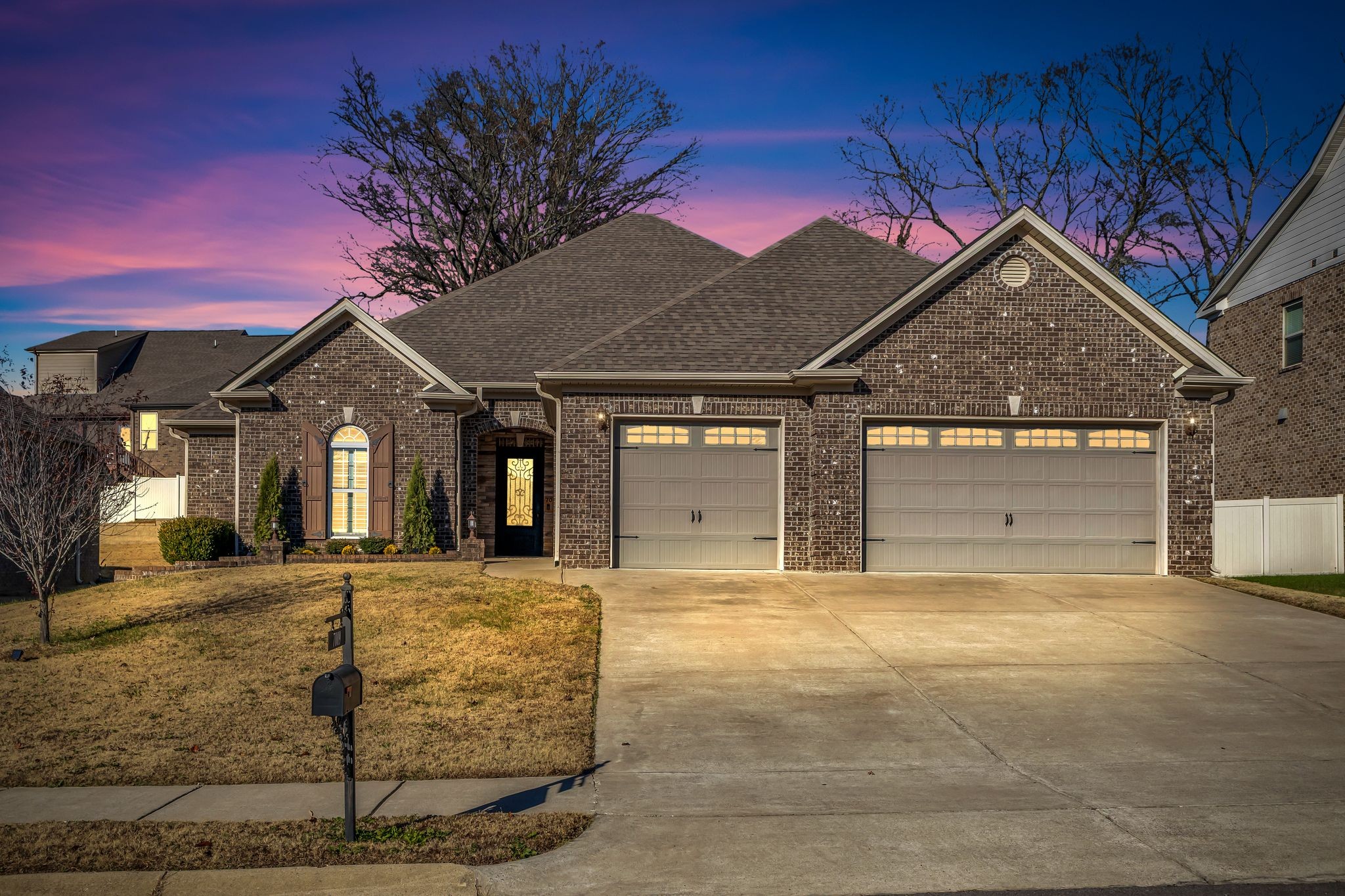 7009 Whisperwood Ave