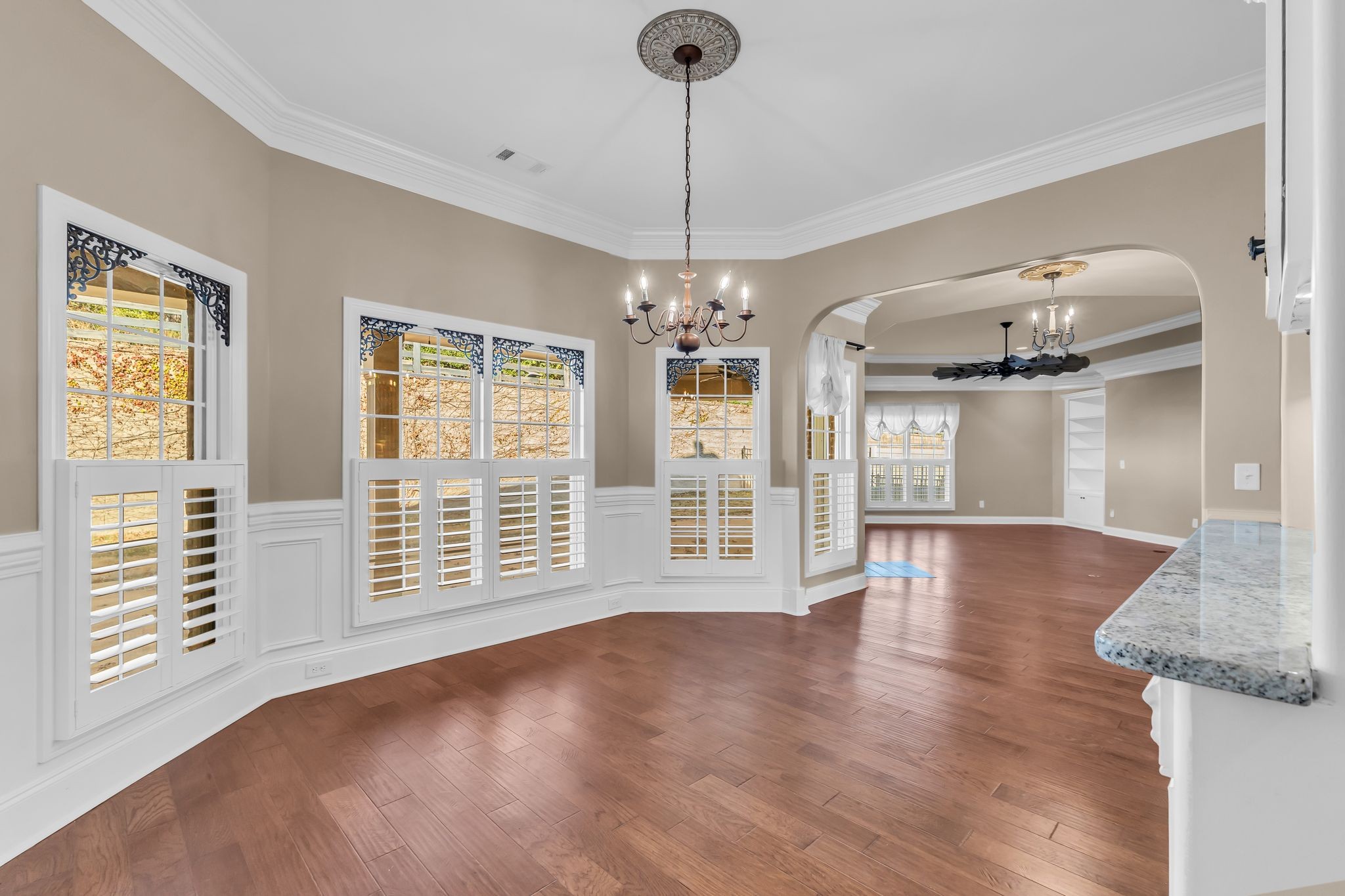 7009 Whisperwood Ave