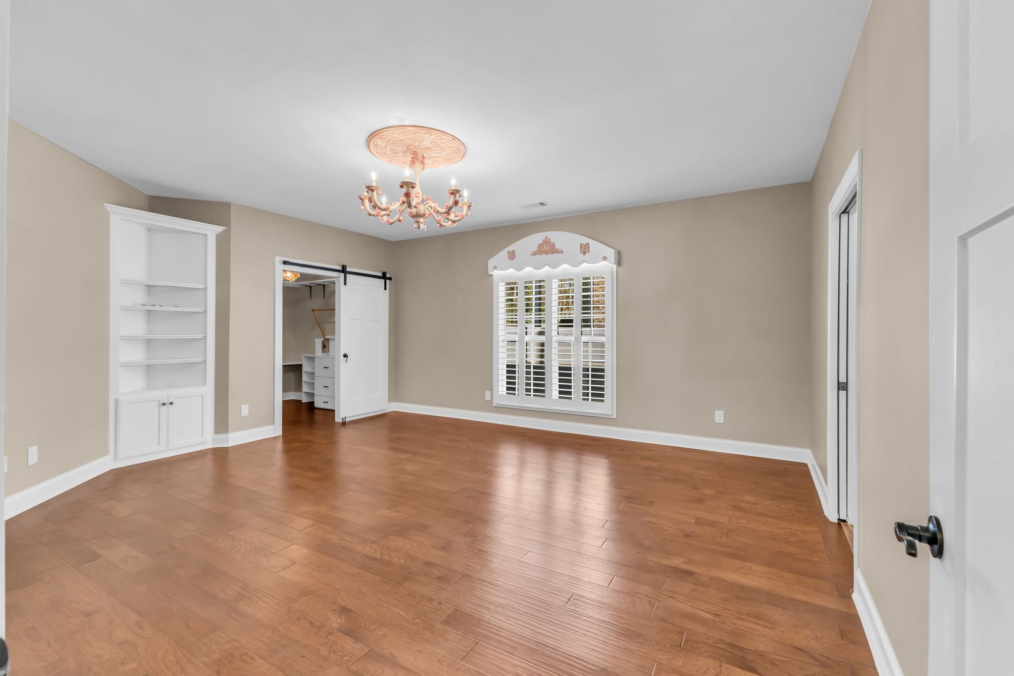 7009 Whisperwood Ave