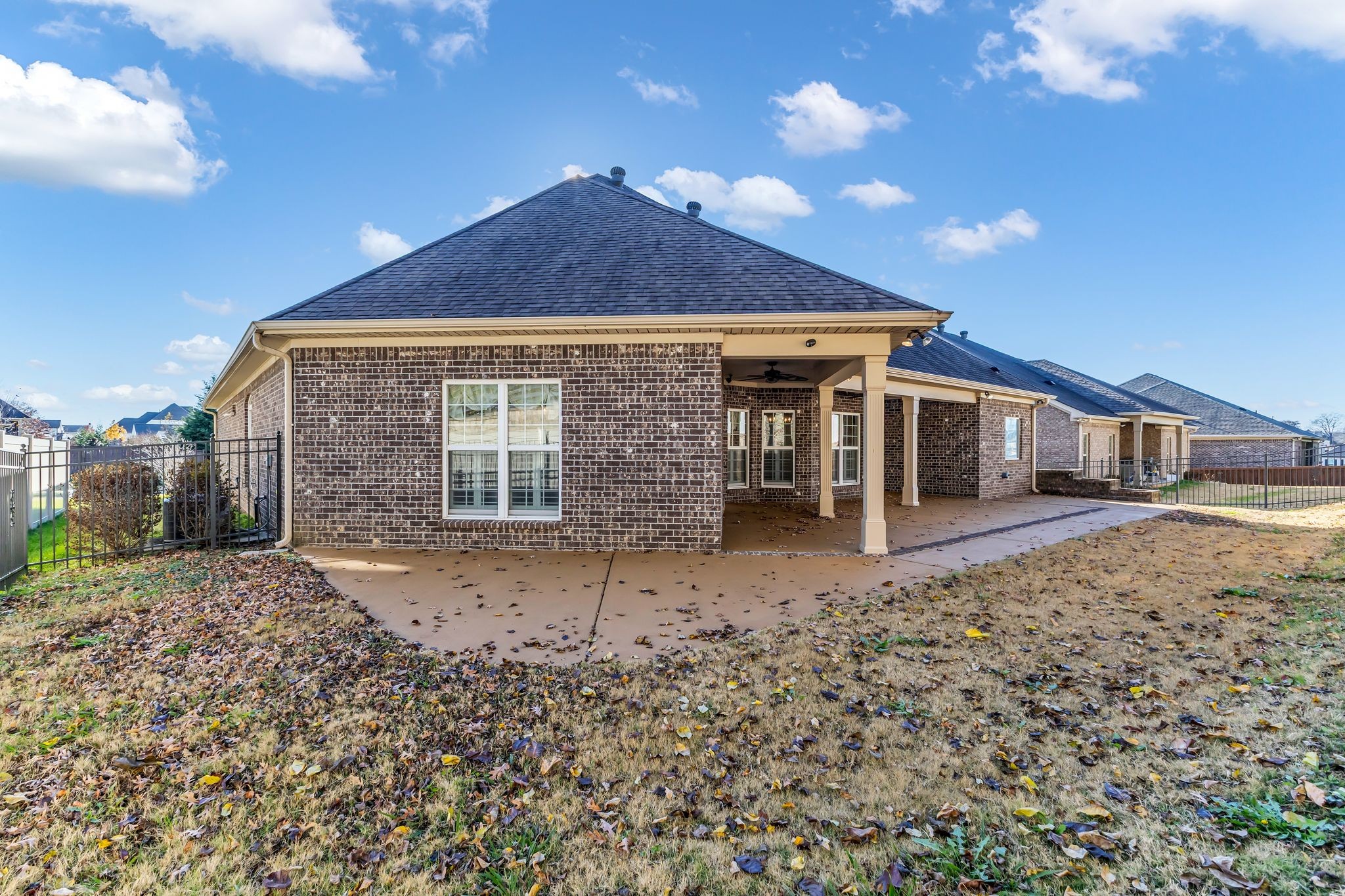 7009 Whisperwood Ave