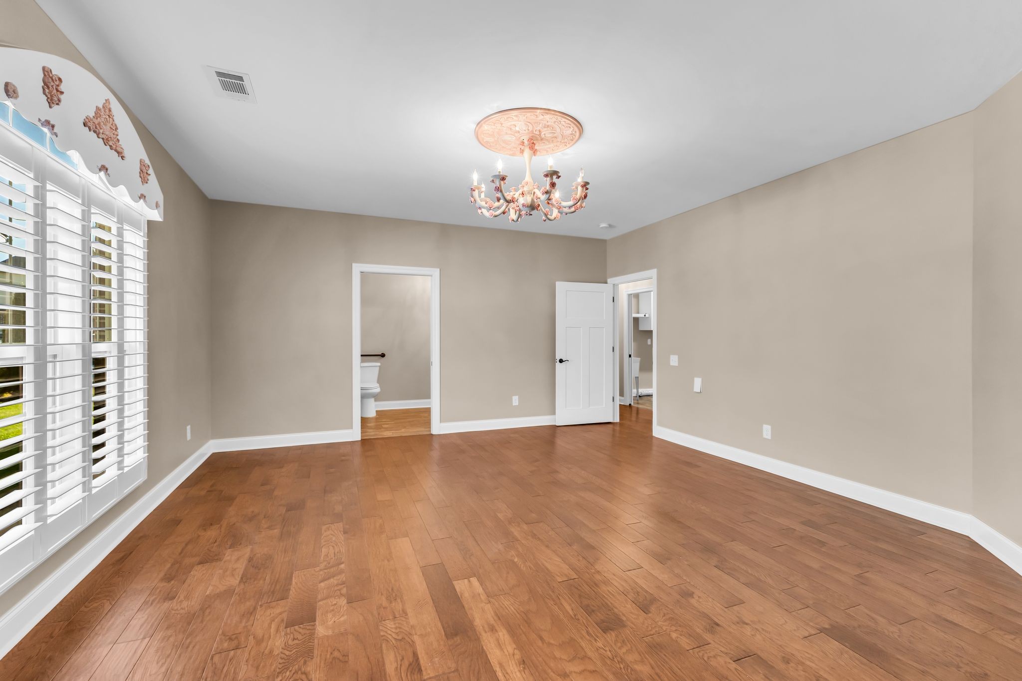 7009 Whisperwood Ave