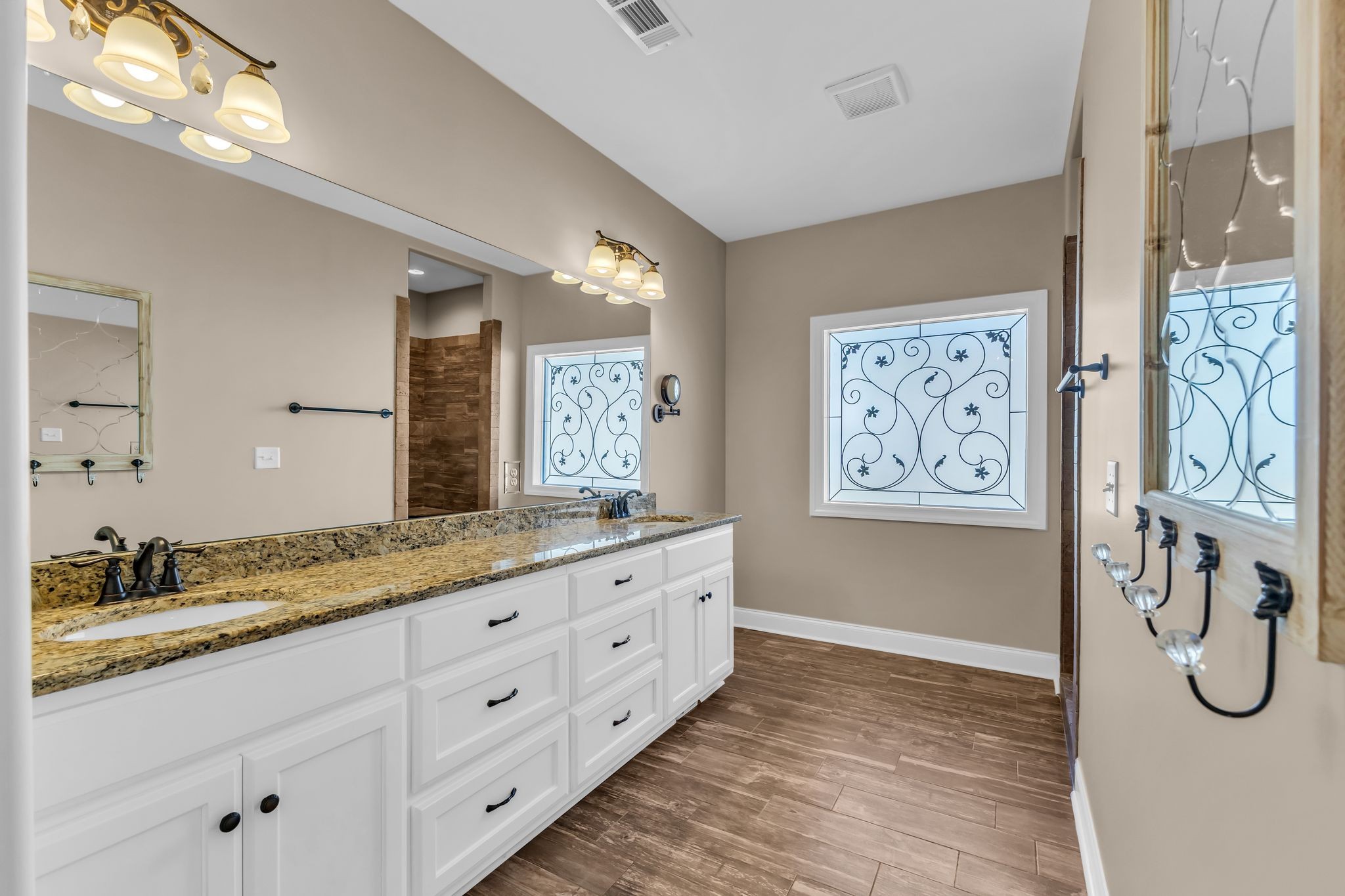 7009 Whisperwood Ave