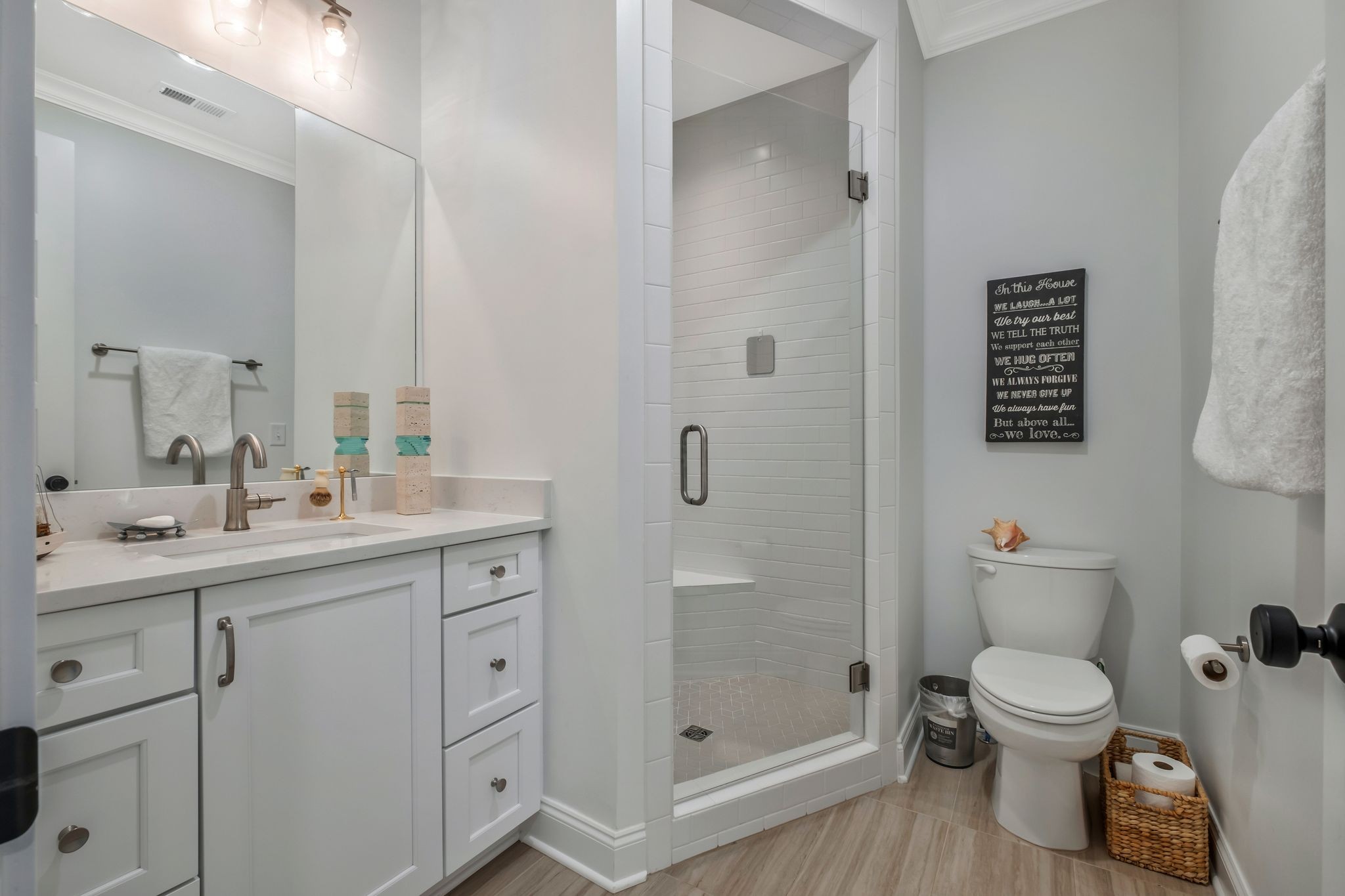 3049 Long Branch Cir