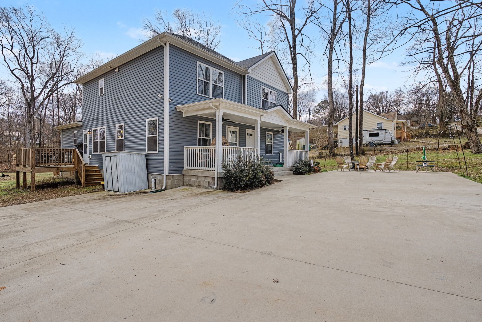 222 Cave St