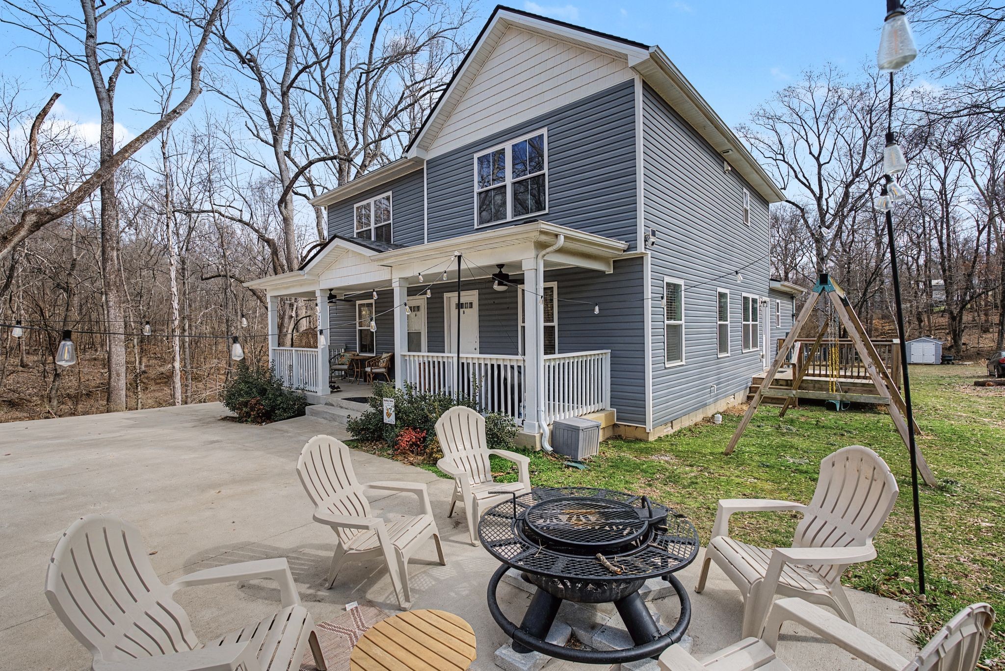 222 Cave St