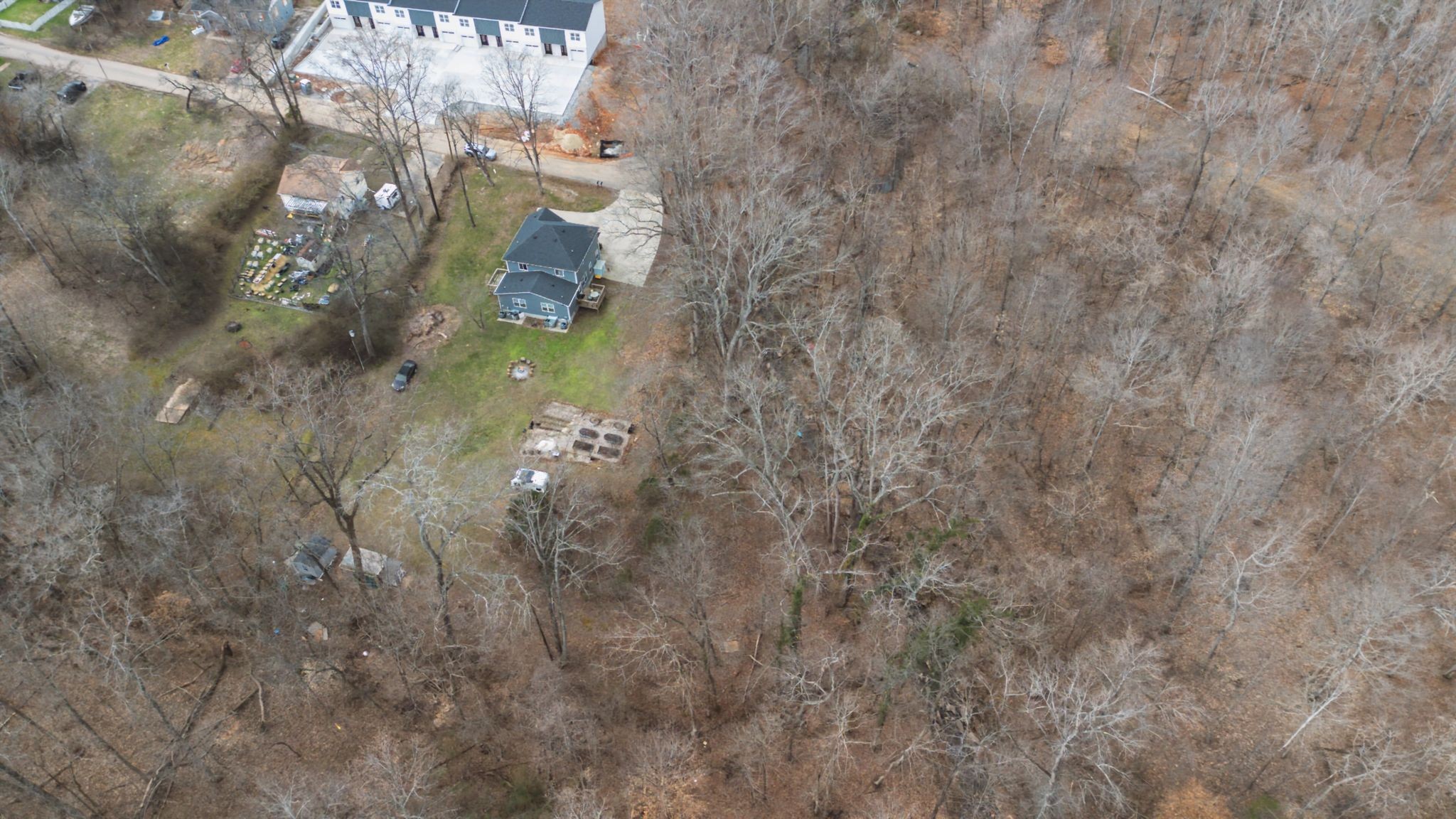 222 Cave St