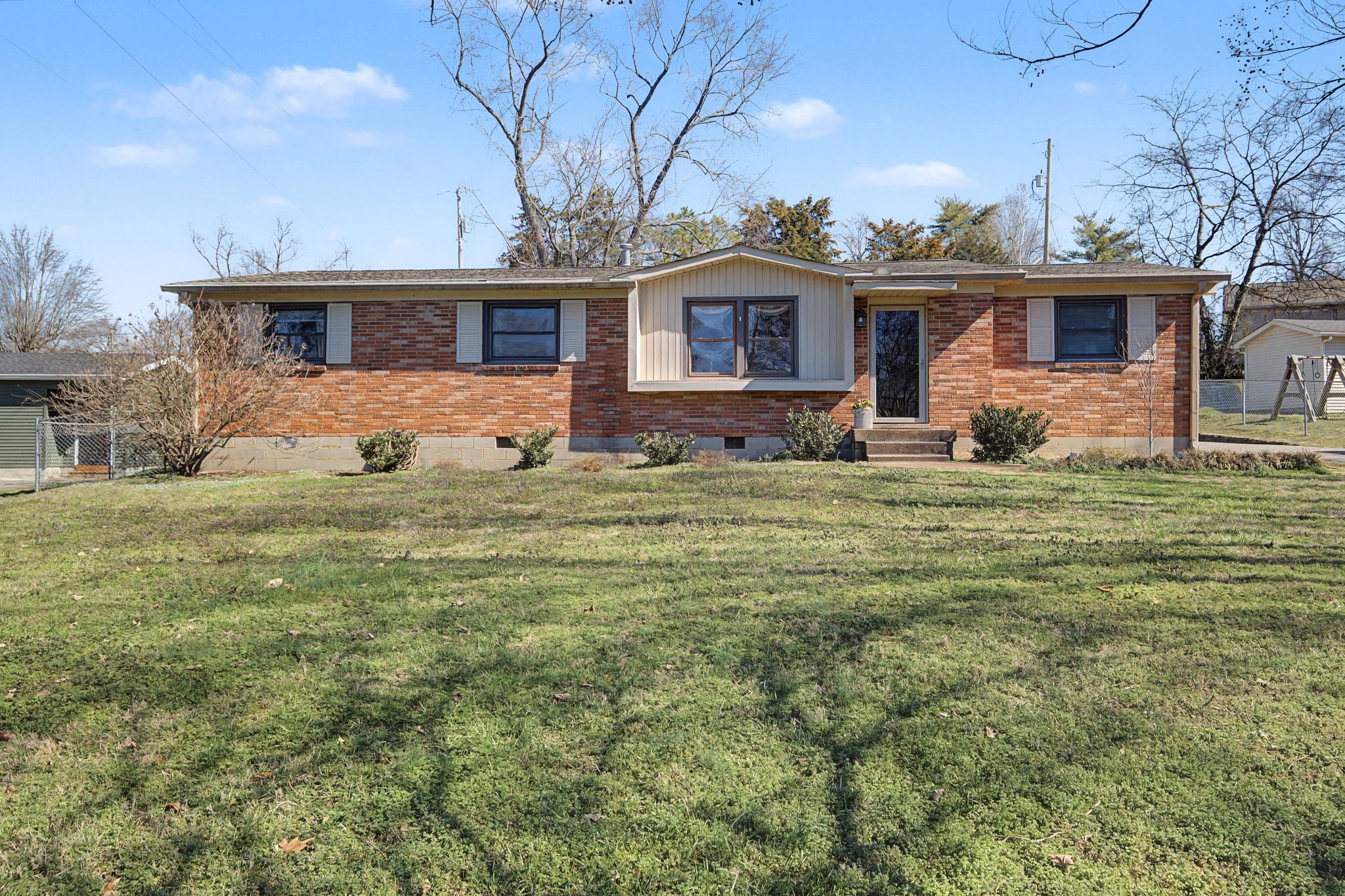 2428 Kimberly Dr
