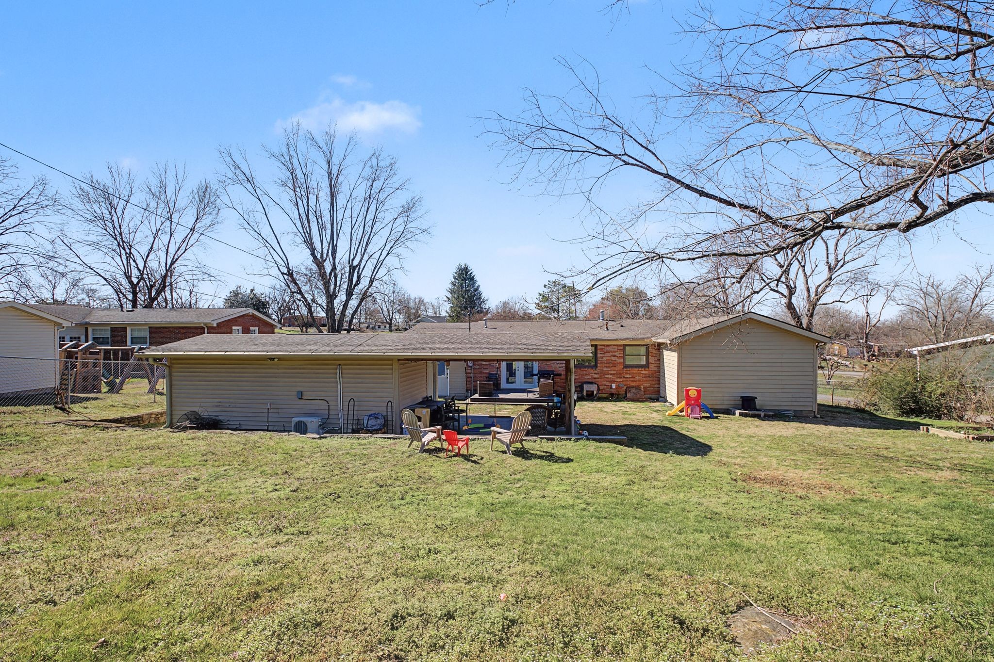 2428 Kimberly Dr