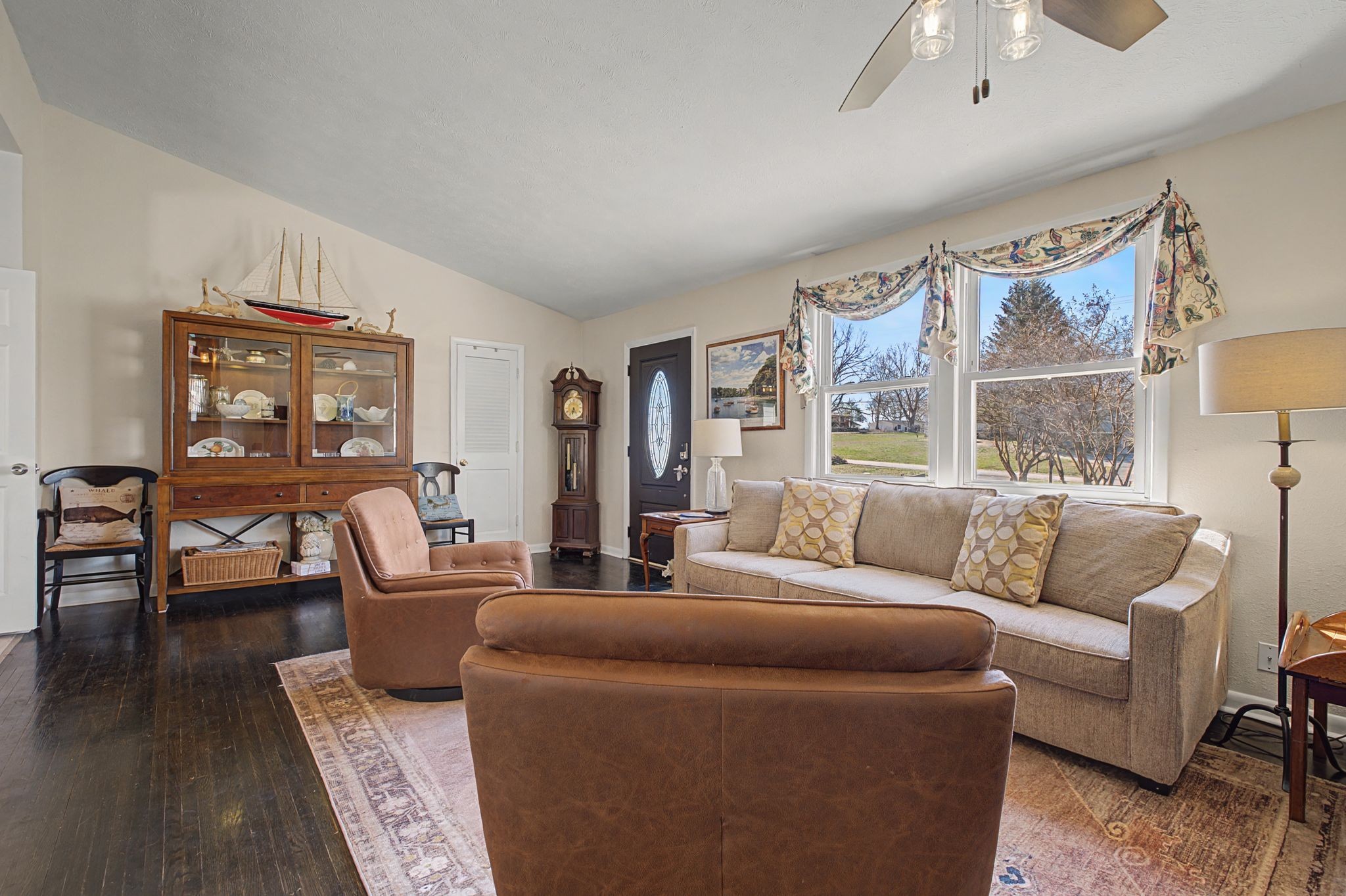 2428 Kimberly Dr