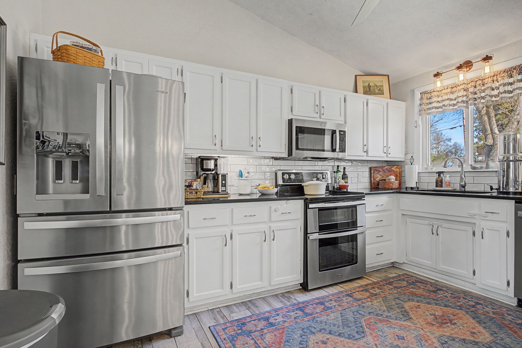 2428 Kimberly Dr