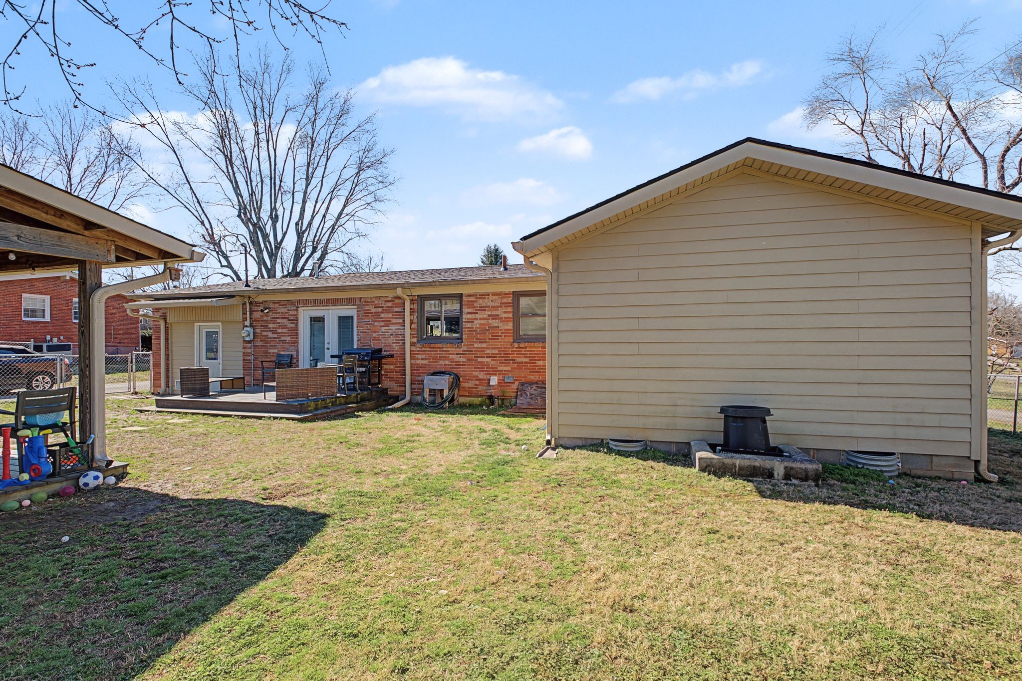2428 Kimberly Dr