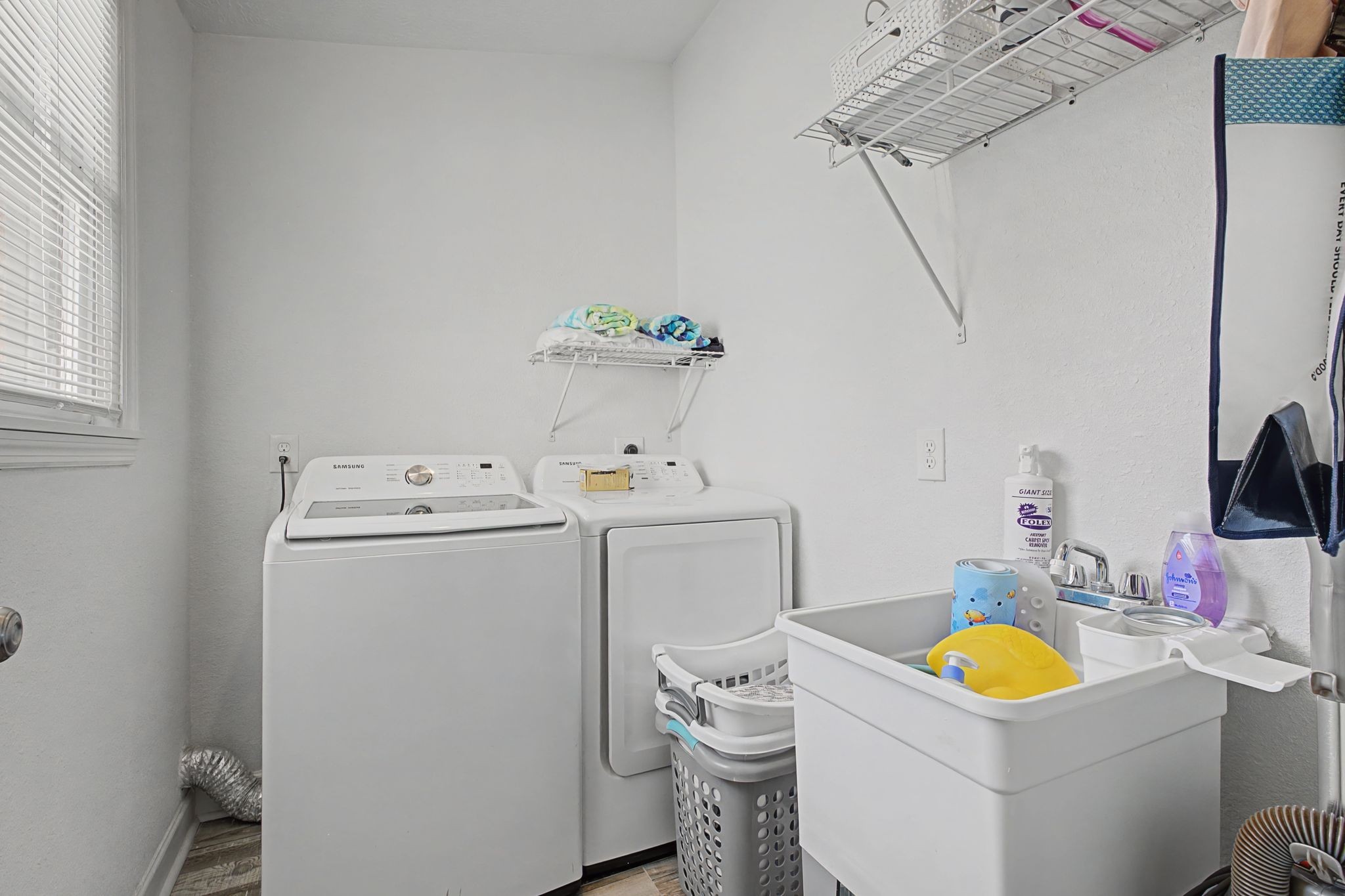 2428 Kimberly Dr
