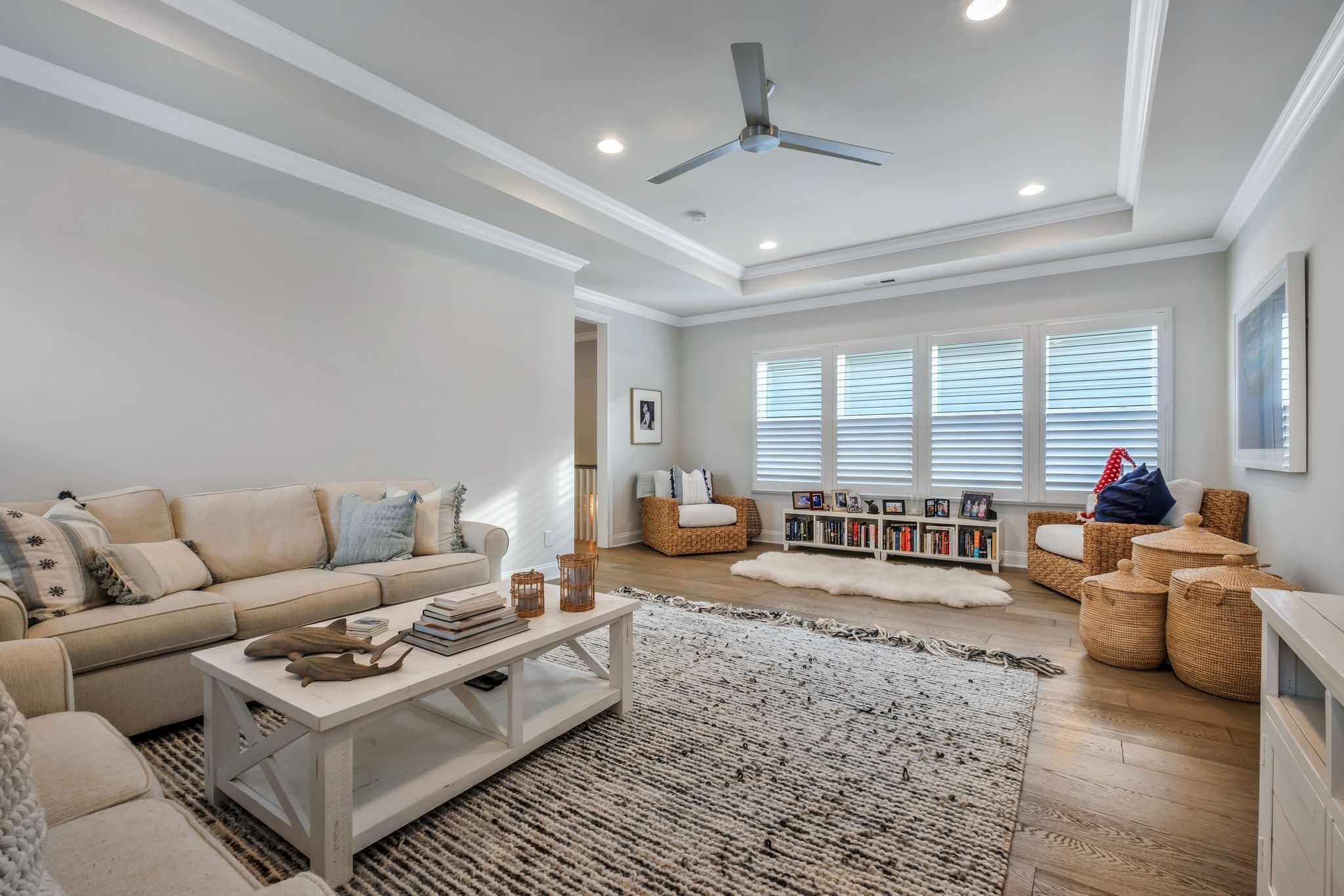 3049 Long Branch Cir