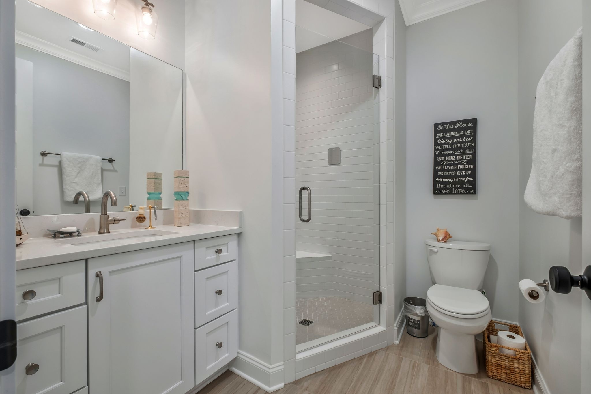 3049 Long Branch Cir