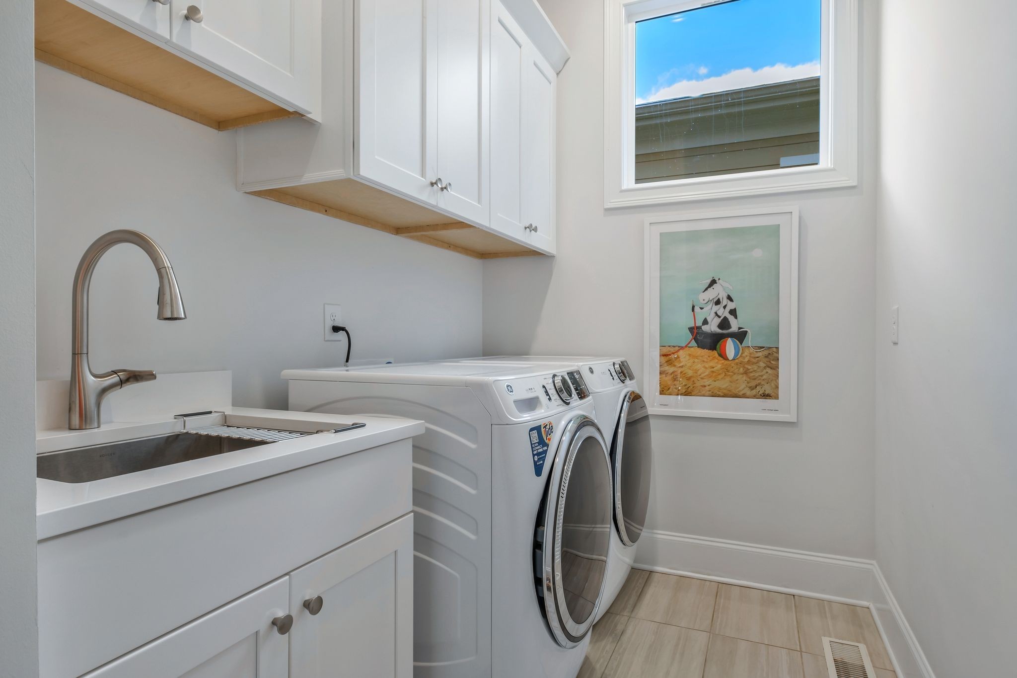 3049 Long Branch Cir